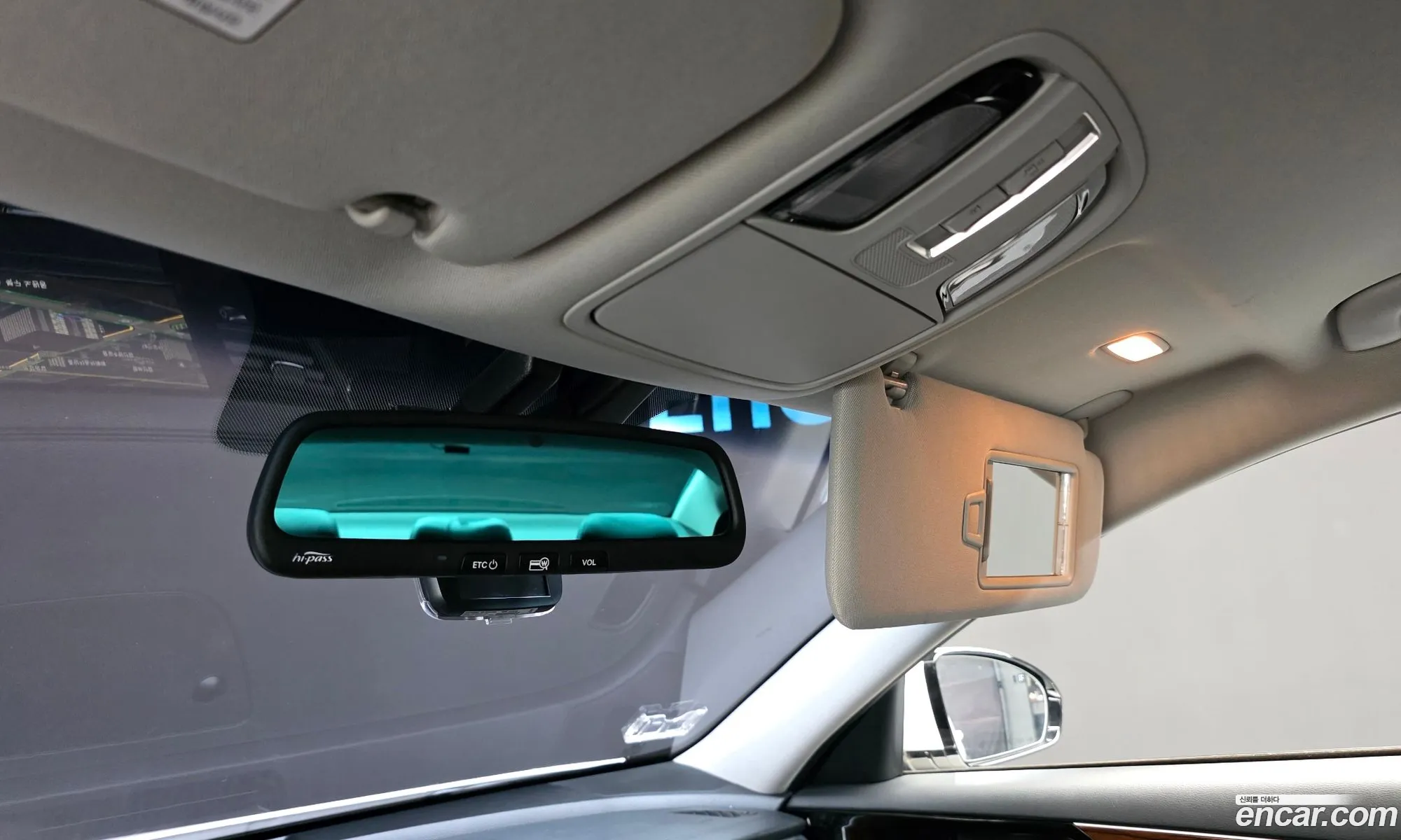Kia K7 2016 — 31