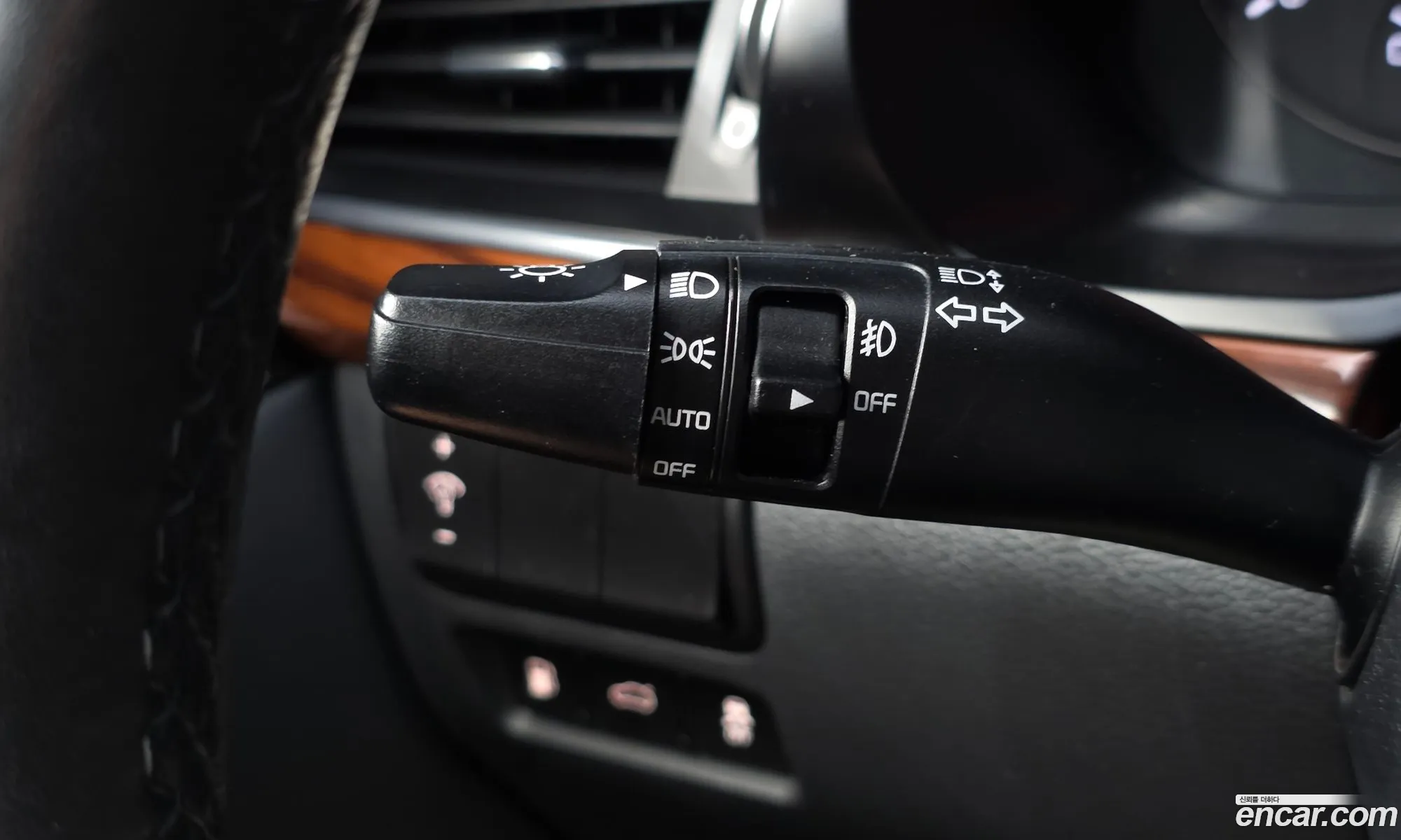 Kia K7 2016 — 14