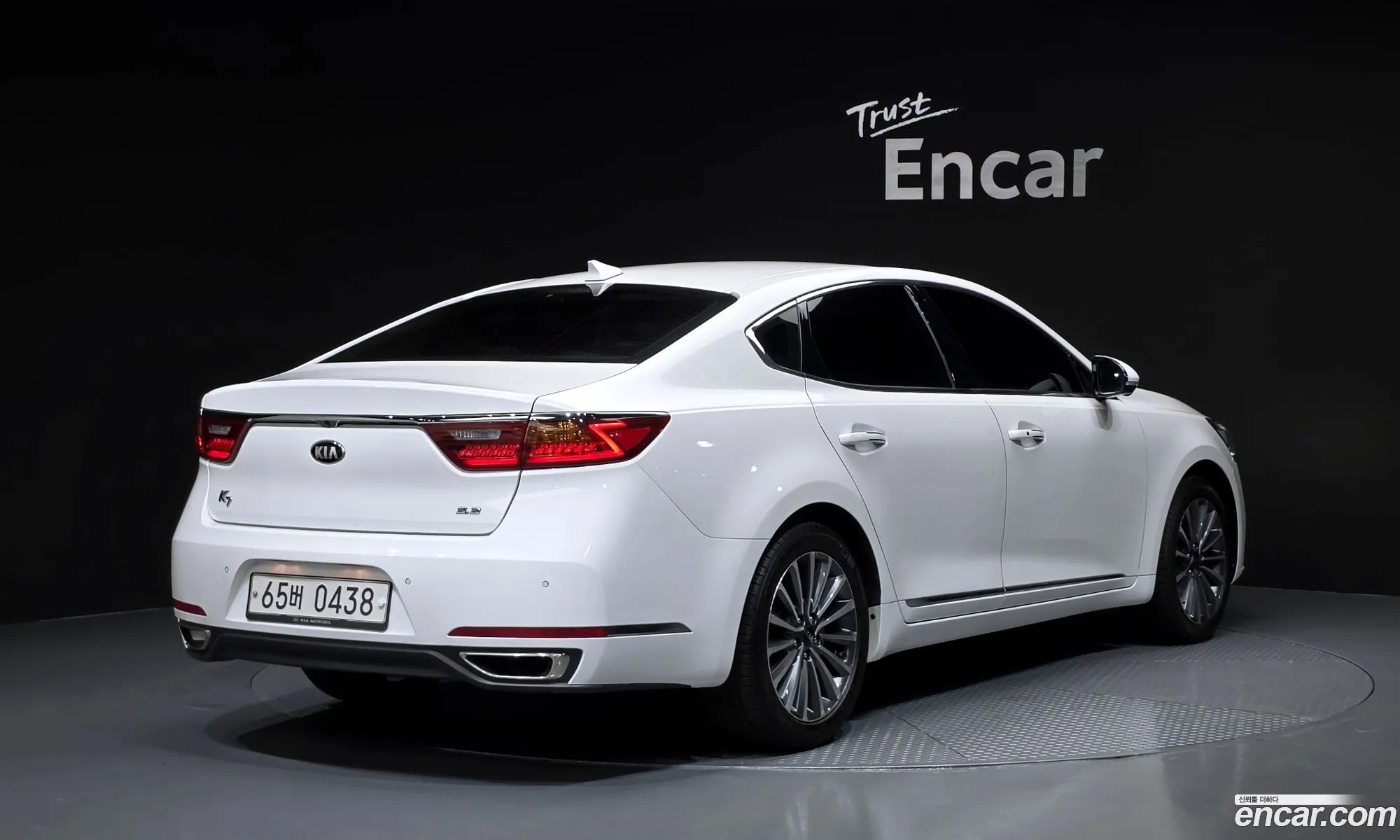 Kia K7 2016 — 7