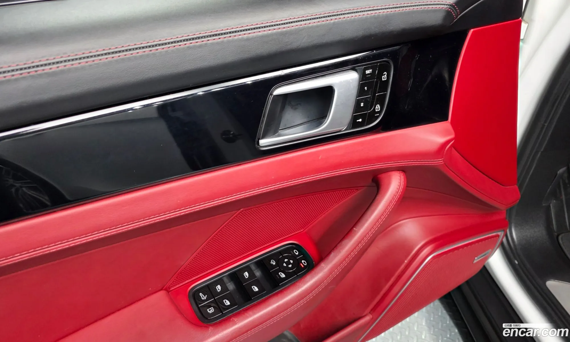 Porsche Panamera 2019 WP0AE2974KL123030 — 28