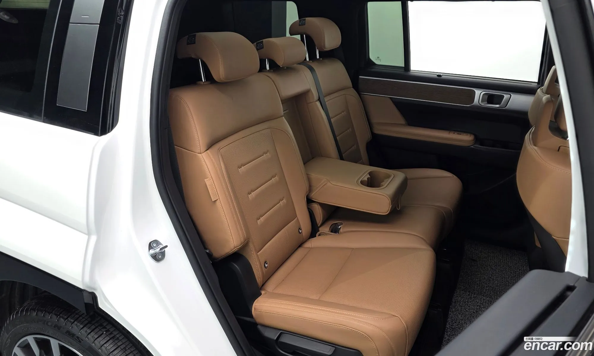 Hyundai Santa Fe 2023 — 12