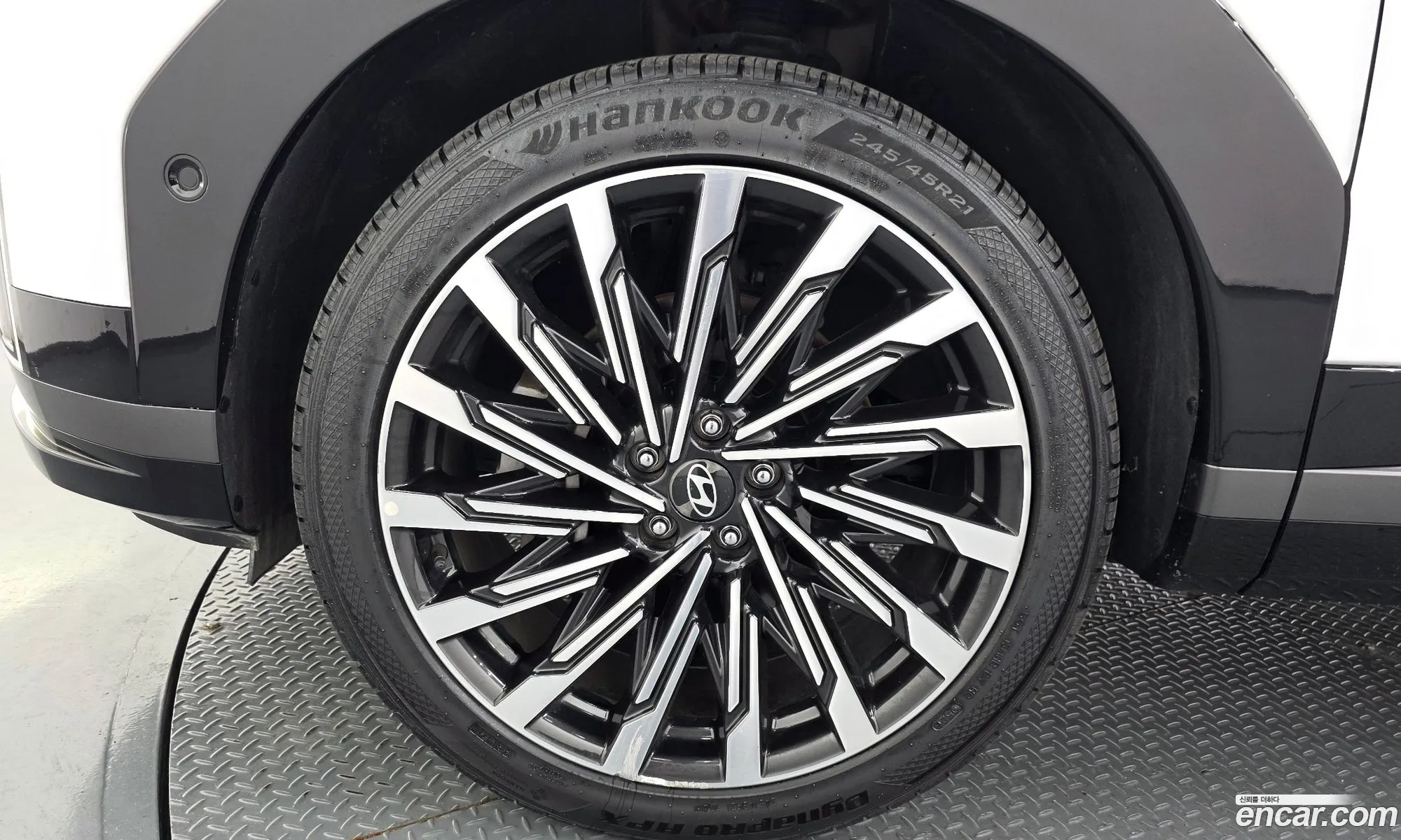Hyundai Santa Fe 2023 — 20