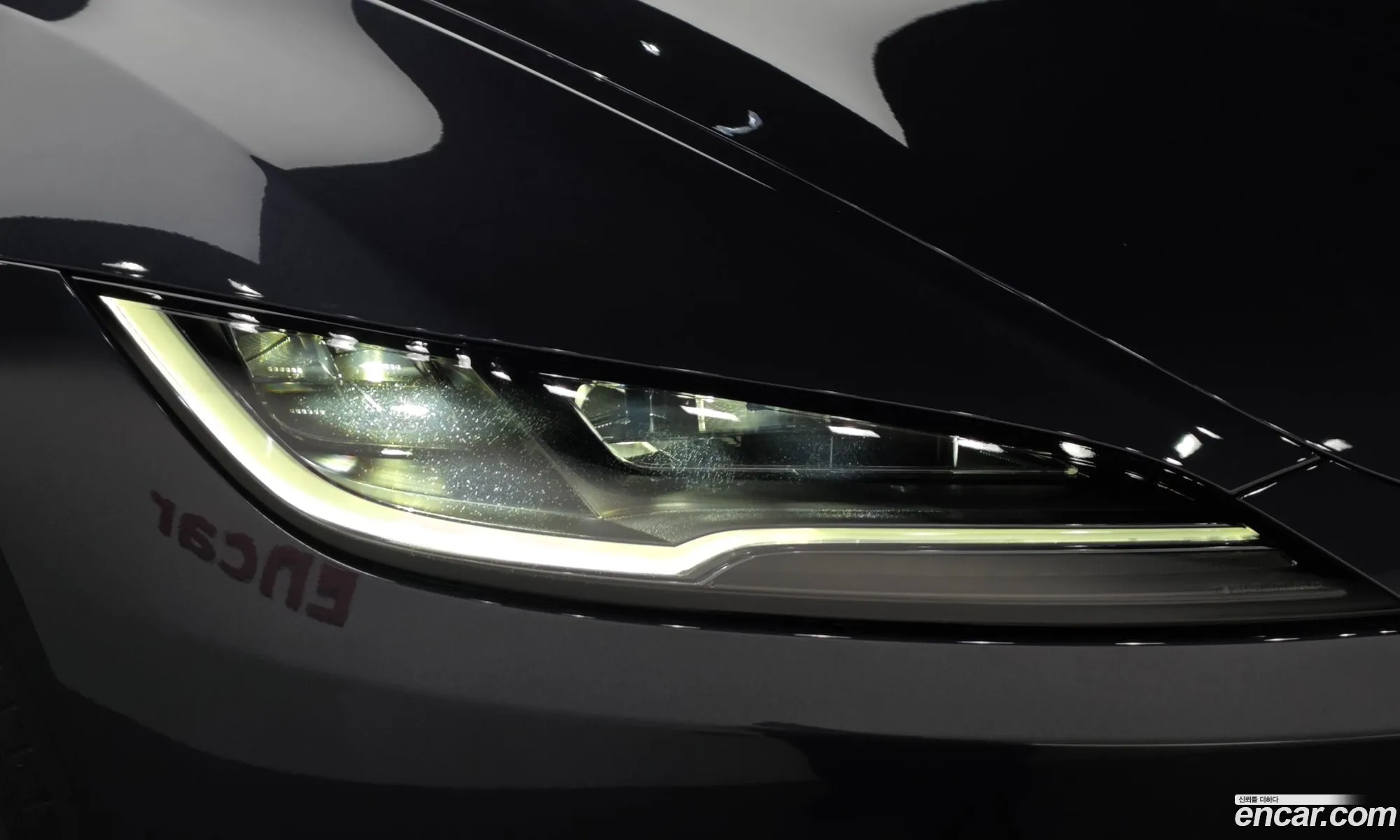 Tesla Model 3 2026 — 23