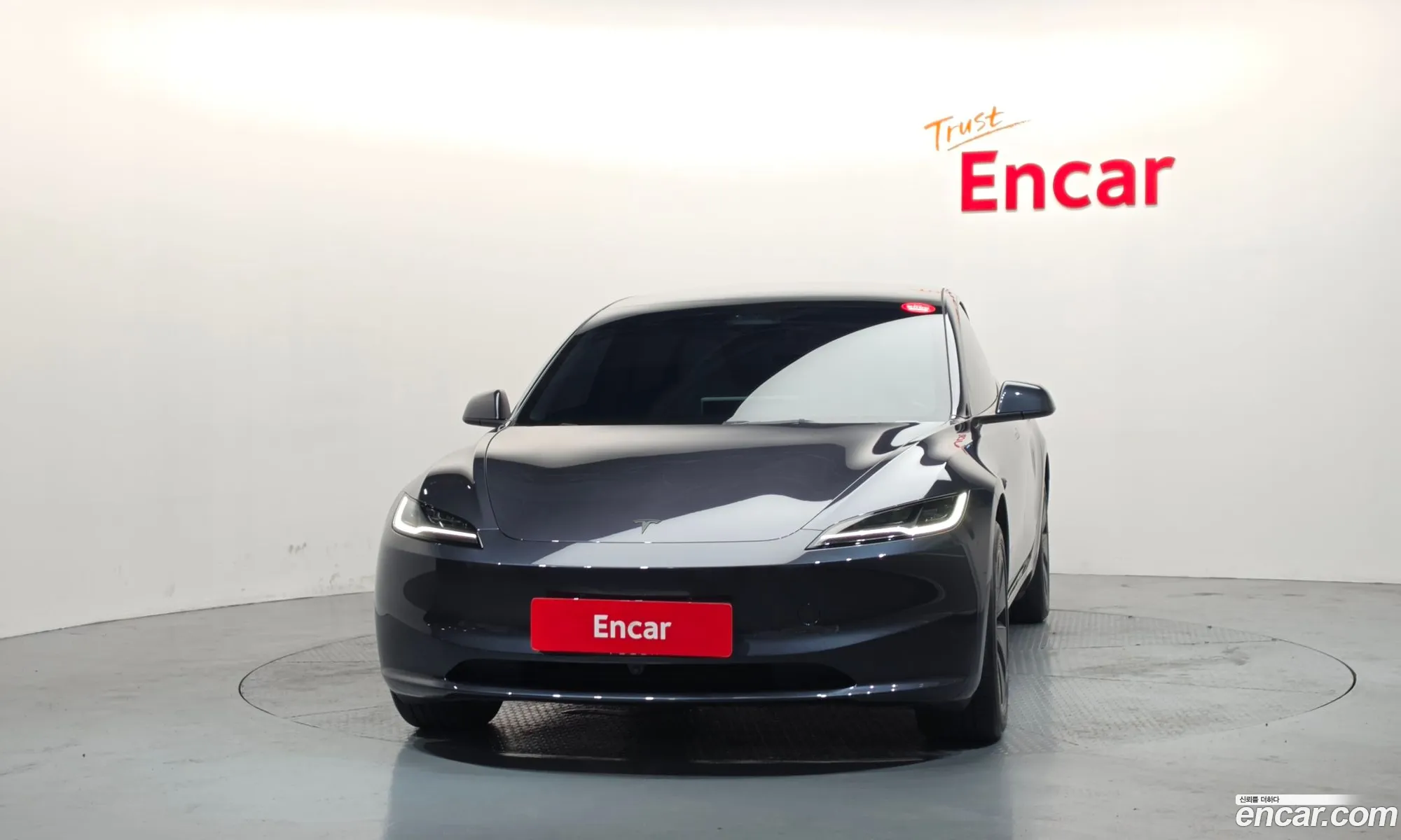 Tesla Model 3 2026 — 6