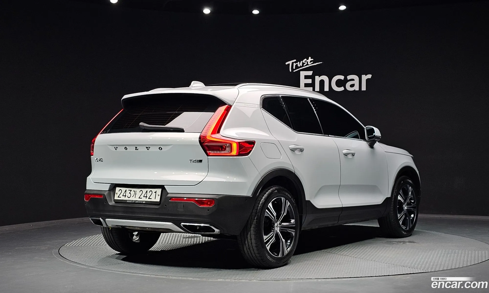 Volvo XC40 2019 YV1XZACACL2191148 — 18