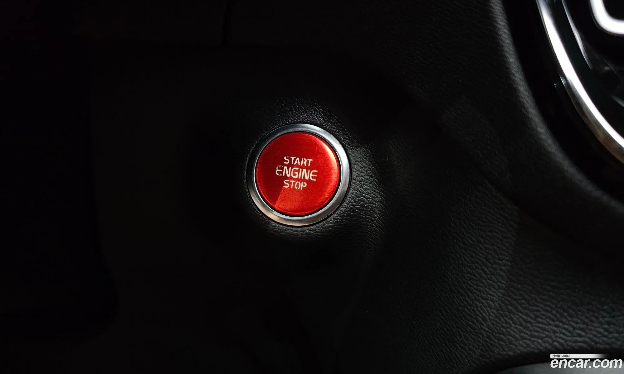 Volvo XC40 2019 YV1XZACACL2191148 — 10
