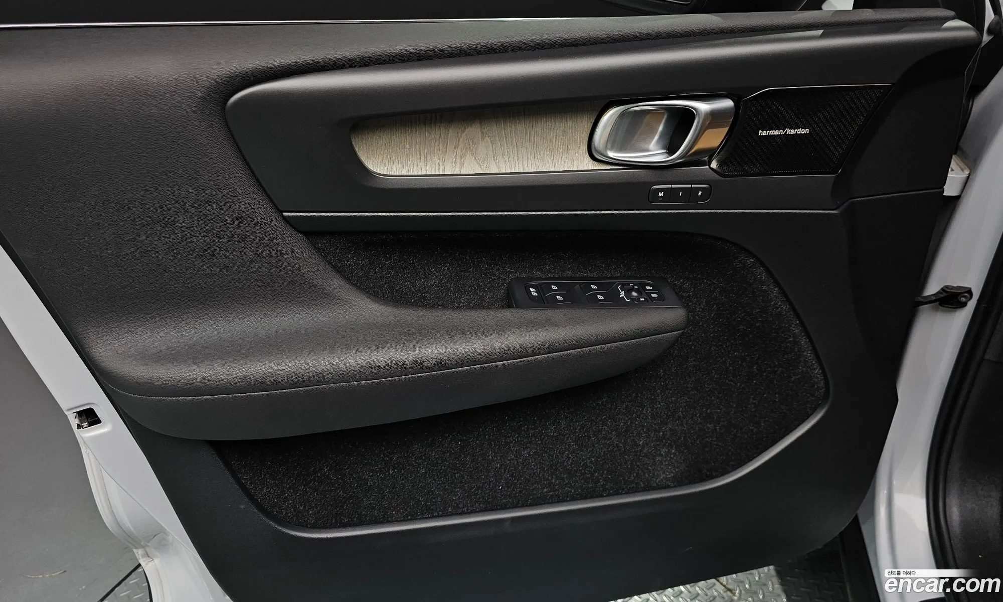 Volvo XC40 2019 YV1XZACACL2191148 — 29