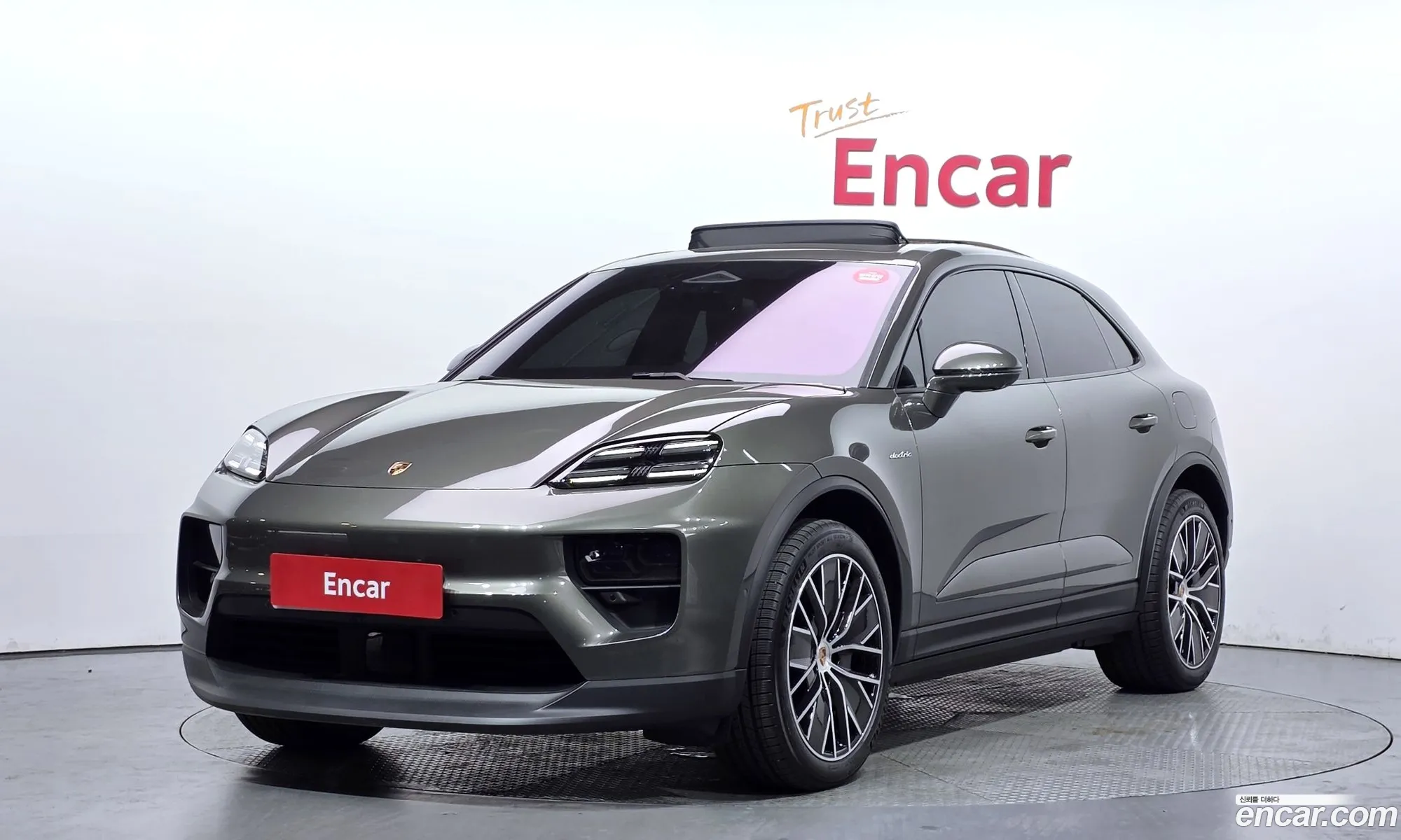 Porsche Macan EV 2025 WP1AA2XA5SL000911 — 15