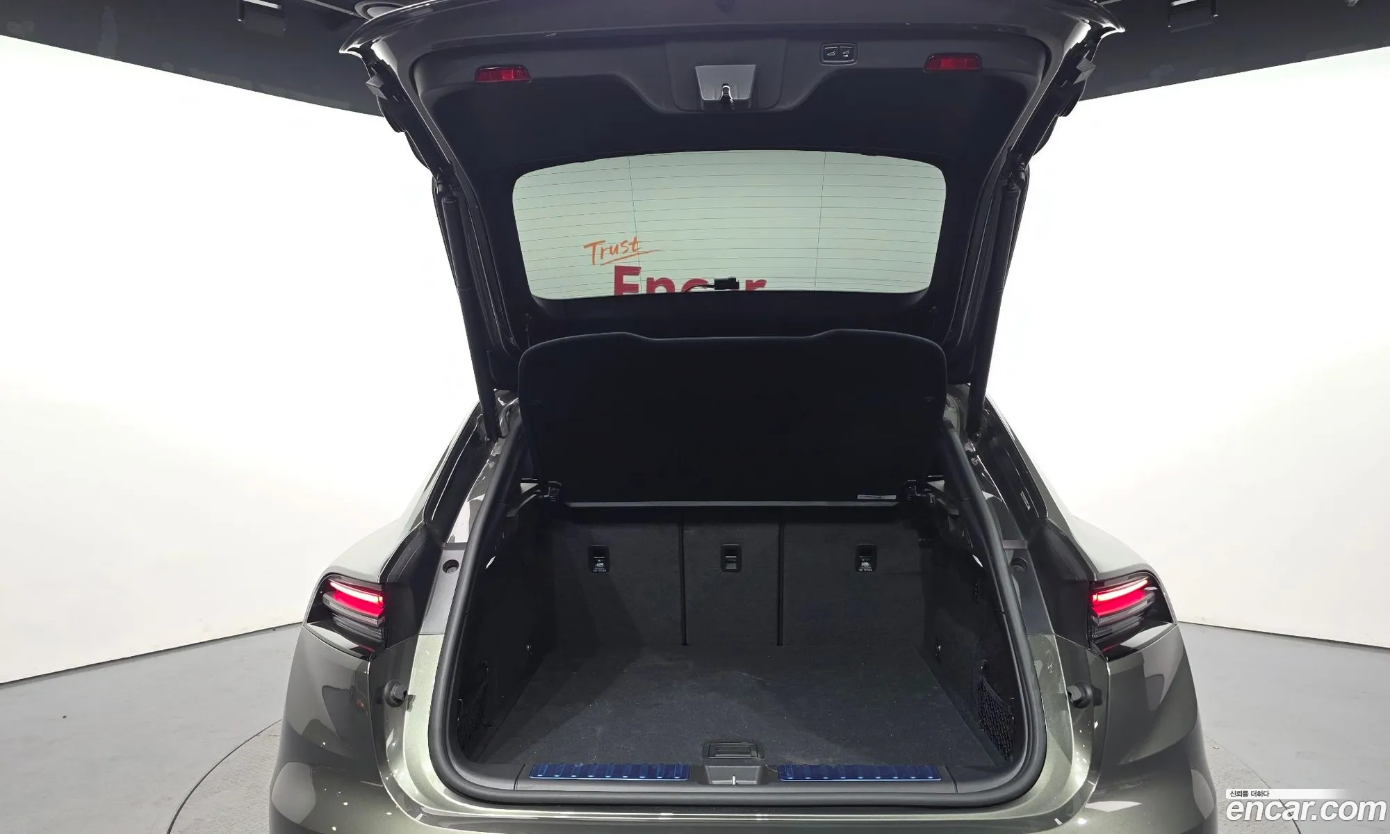 Porsche Macan EV 2025 WP1AA2XA5SL000911 — 20