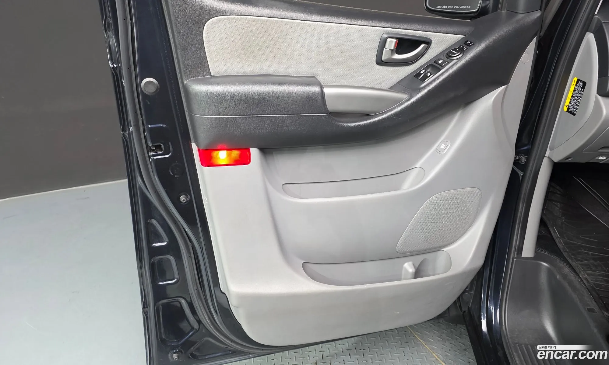 Hyundai Grand Starex 2019 — 18