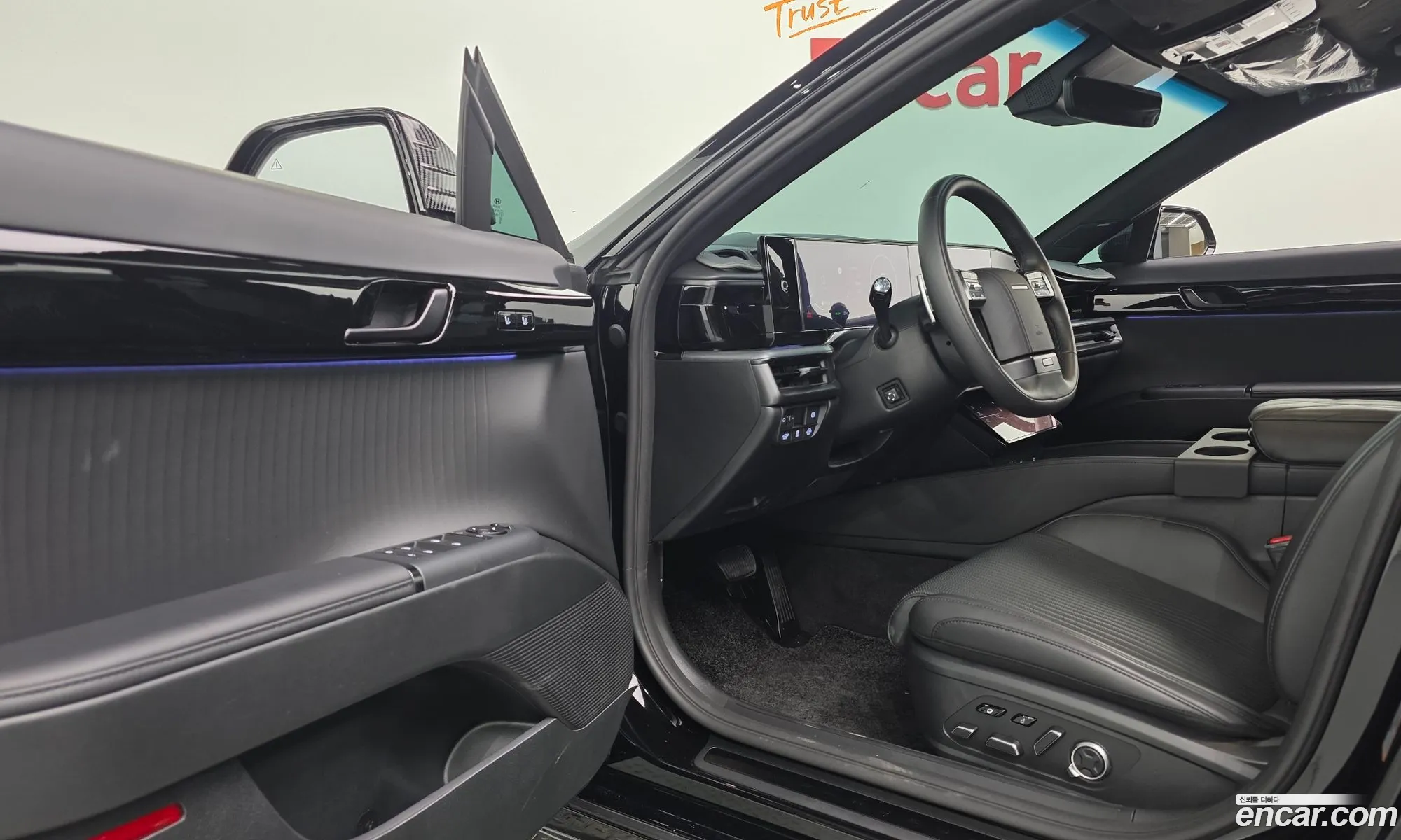Hyundai Grandeur Hybrid 2023 — 18