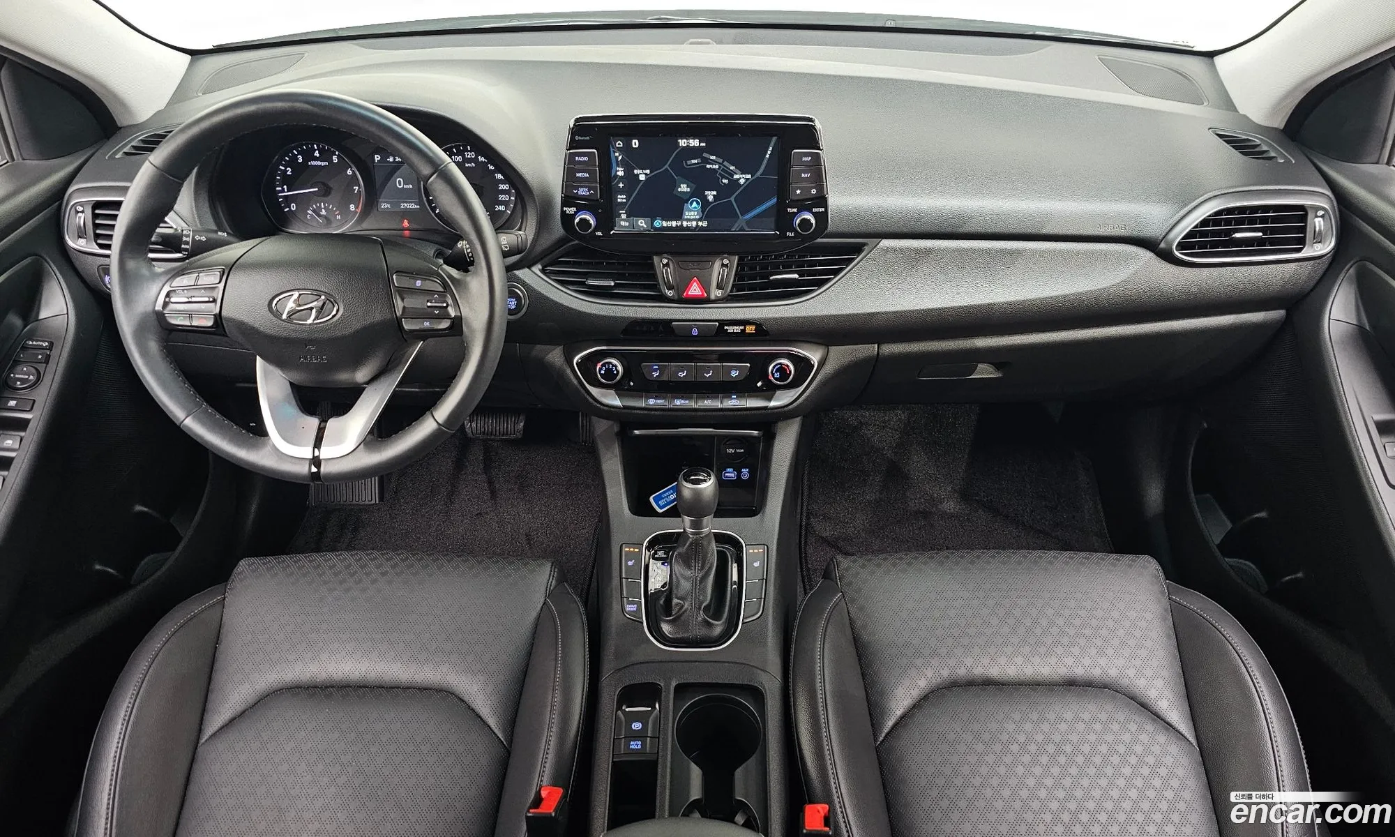 Hyundai i30 2016 — 25