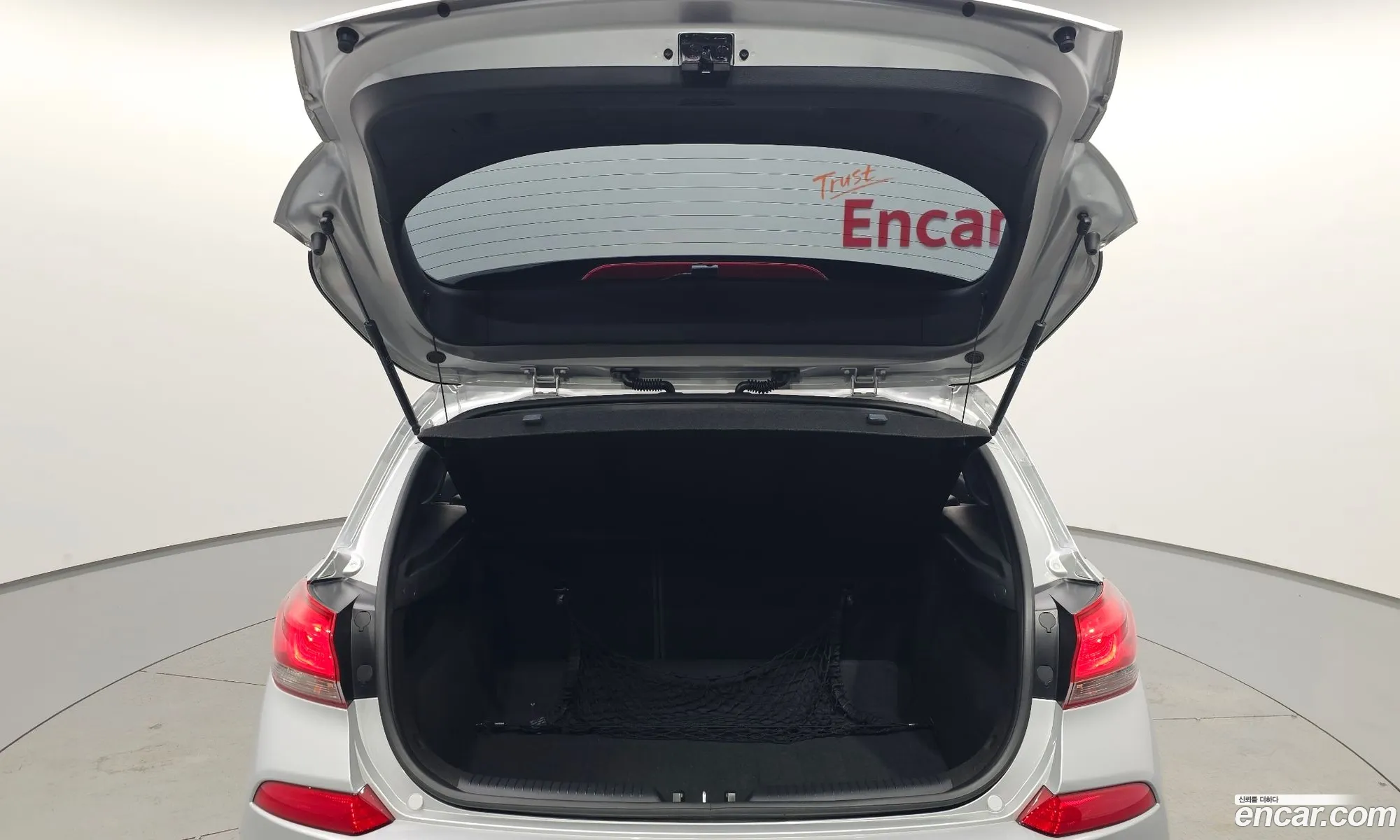 Hyundai i30 2016 — 32