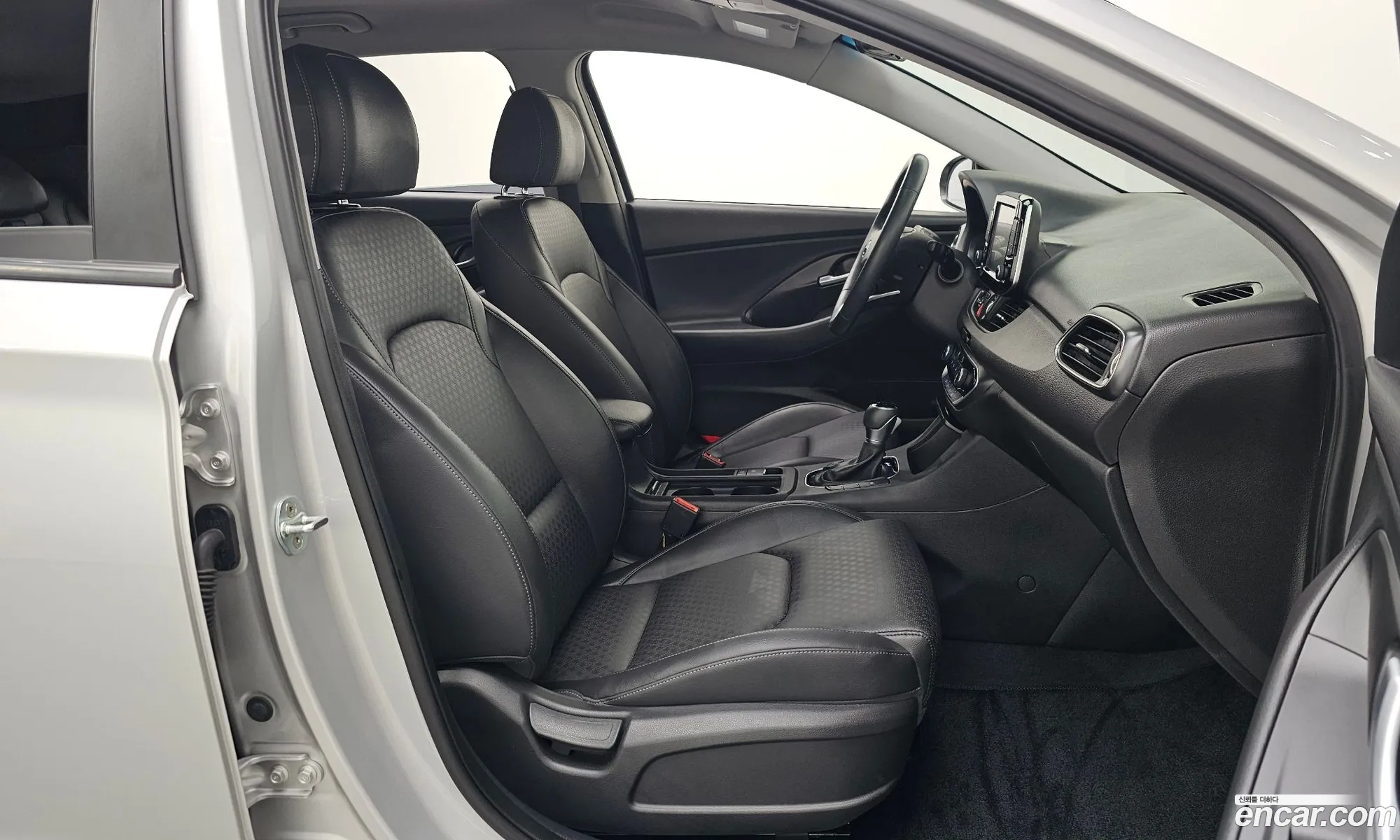 Hyundai i30 2016 — 13
