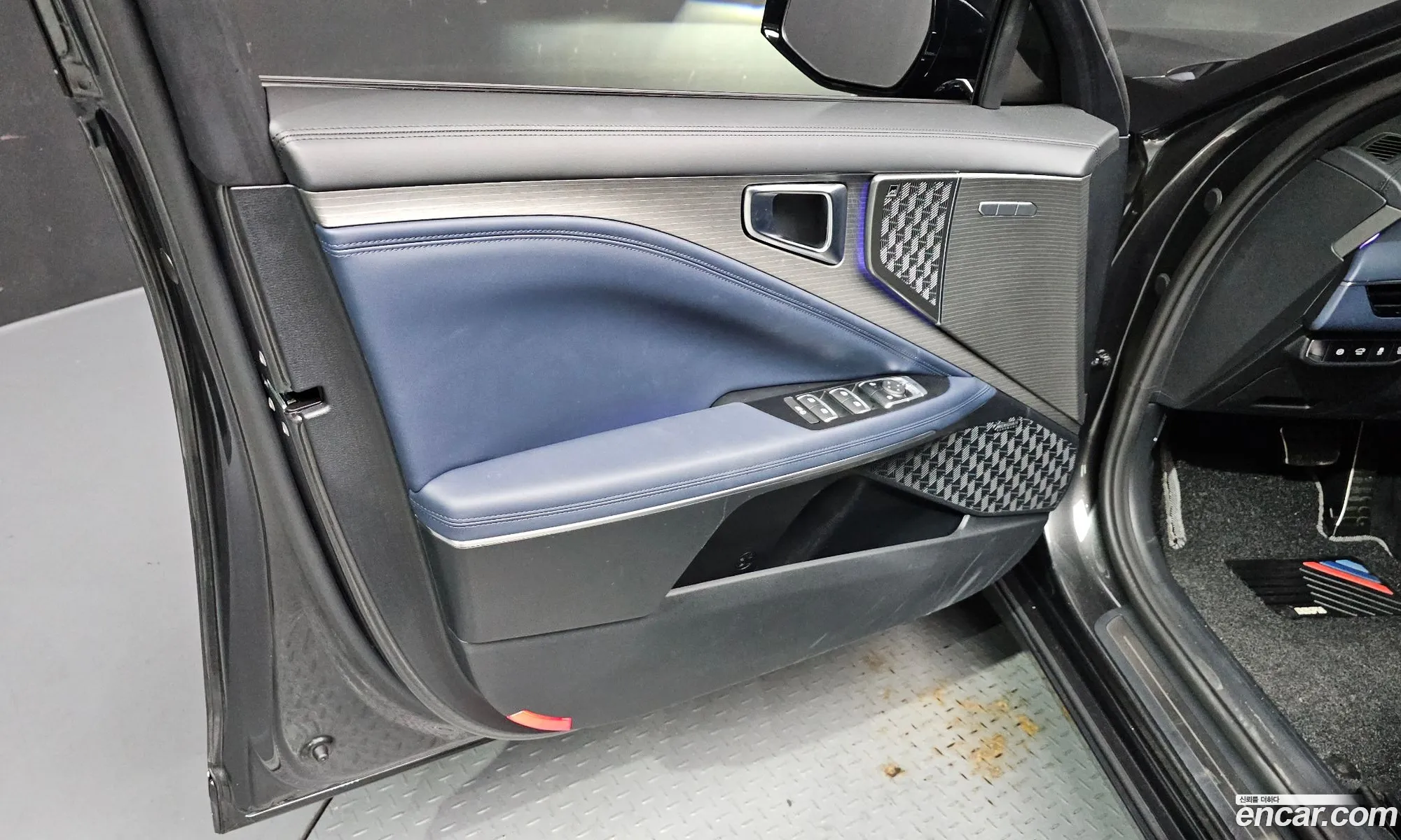 Kia K8 Hybrid 2026 — 32