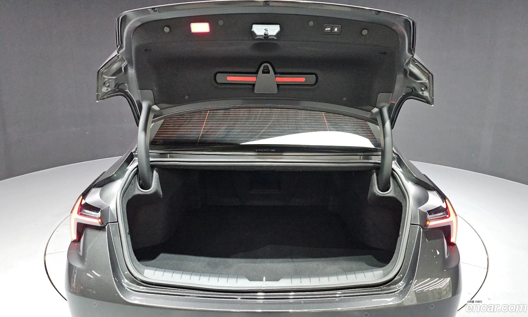 Kia K8 Hybrid 2026 — 5