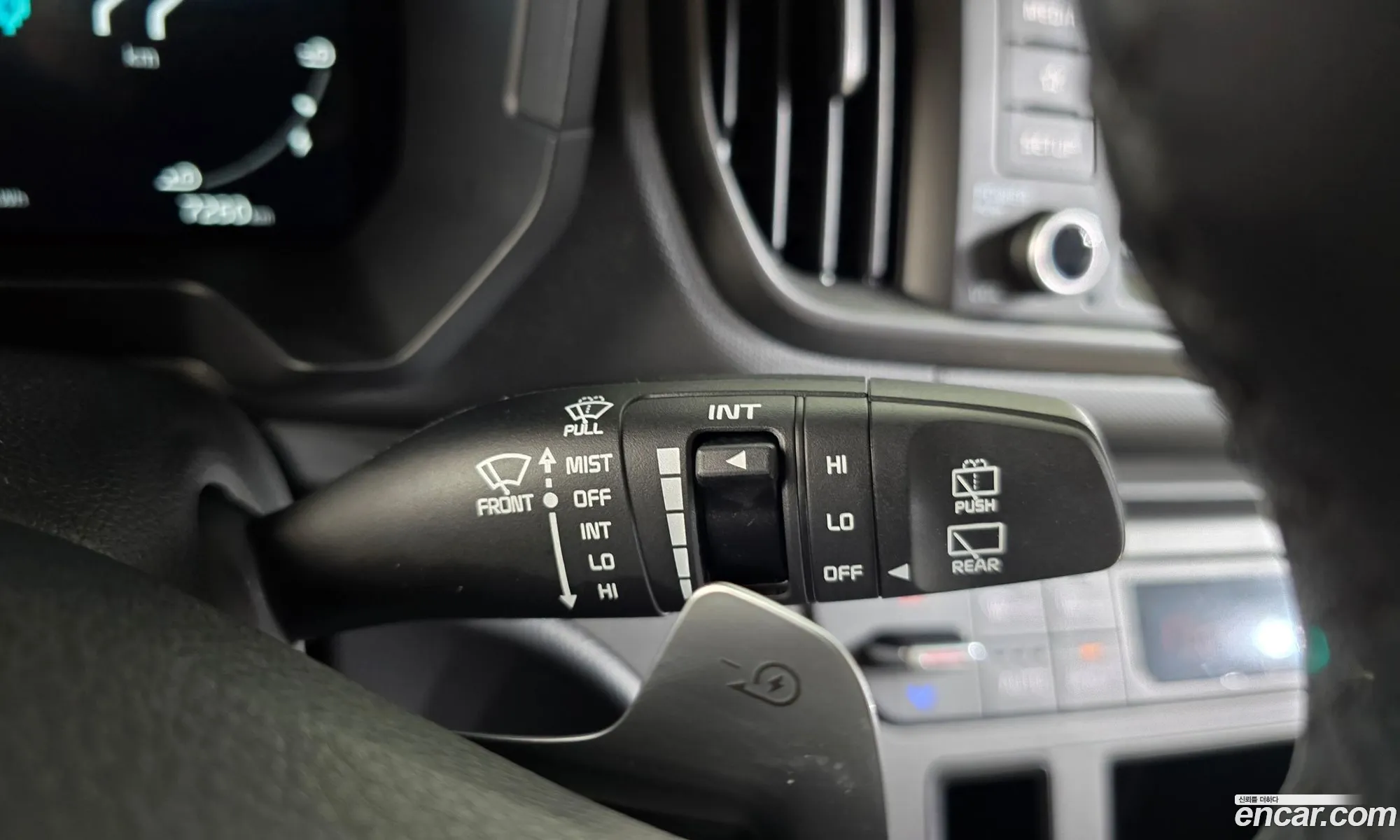 Kia Kia Ray EV 2024 — 23