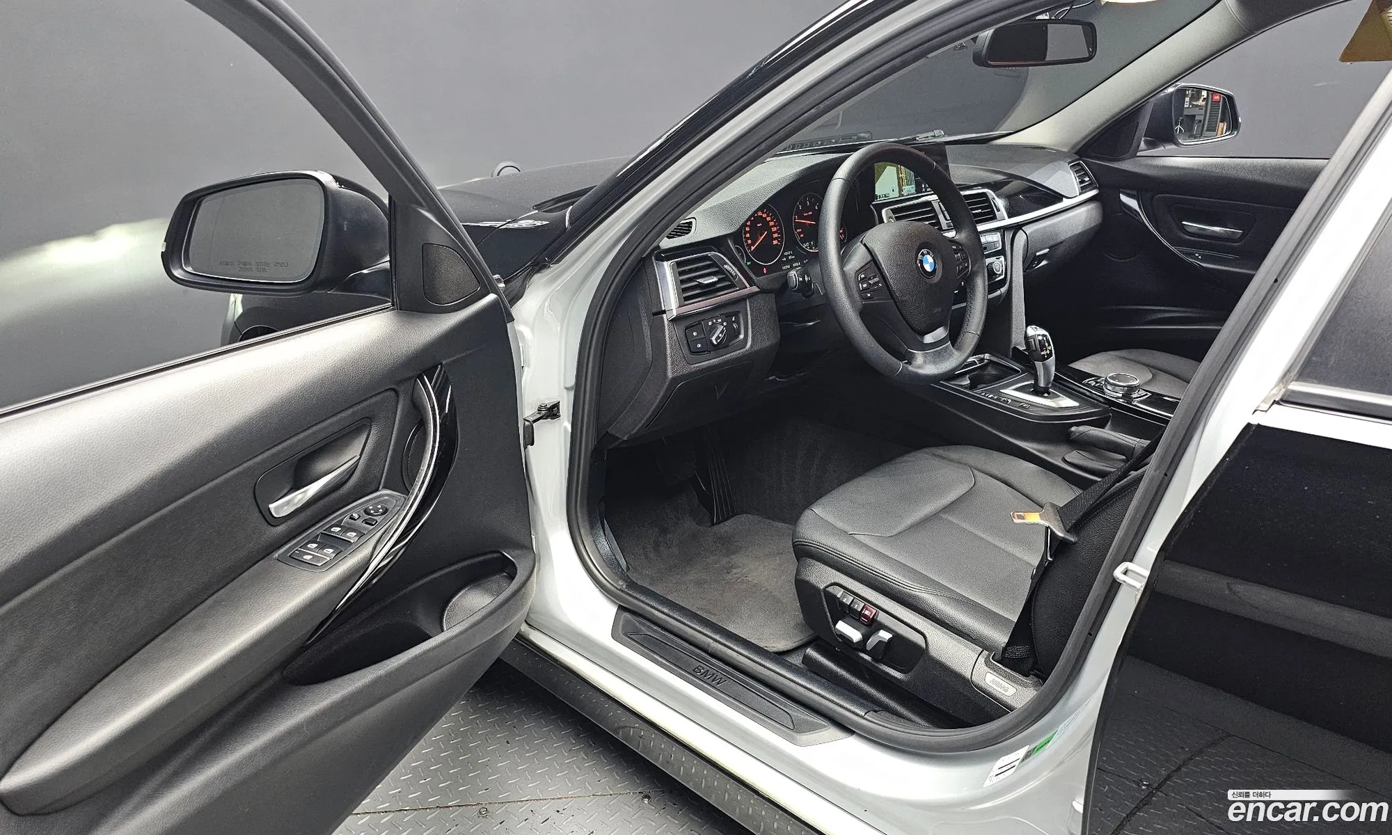 BMW 3 Series 2016 — 11