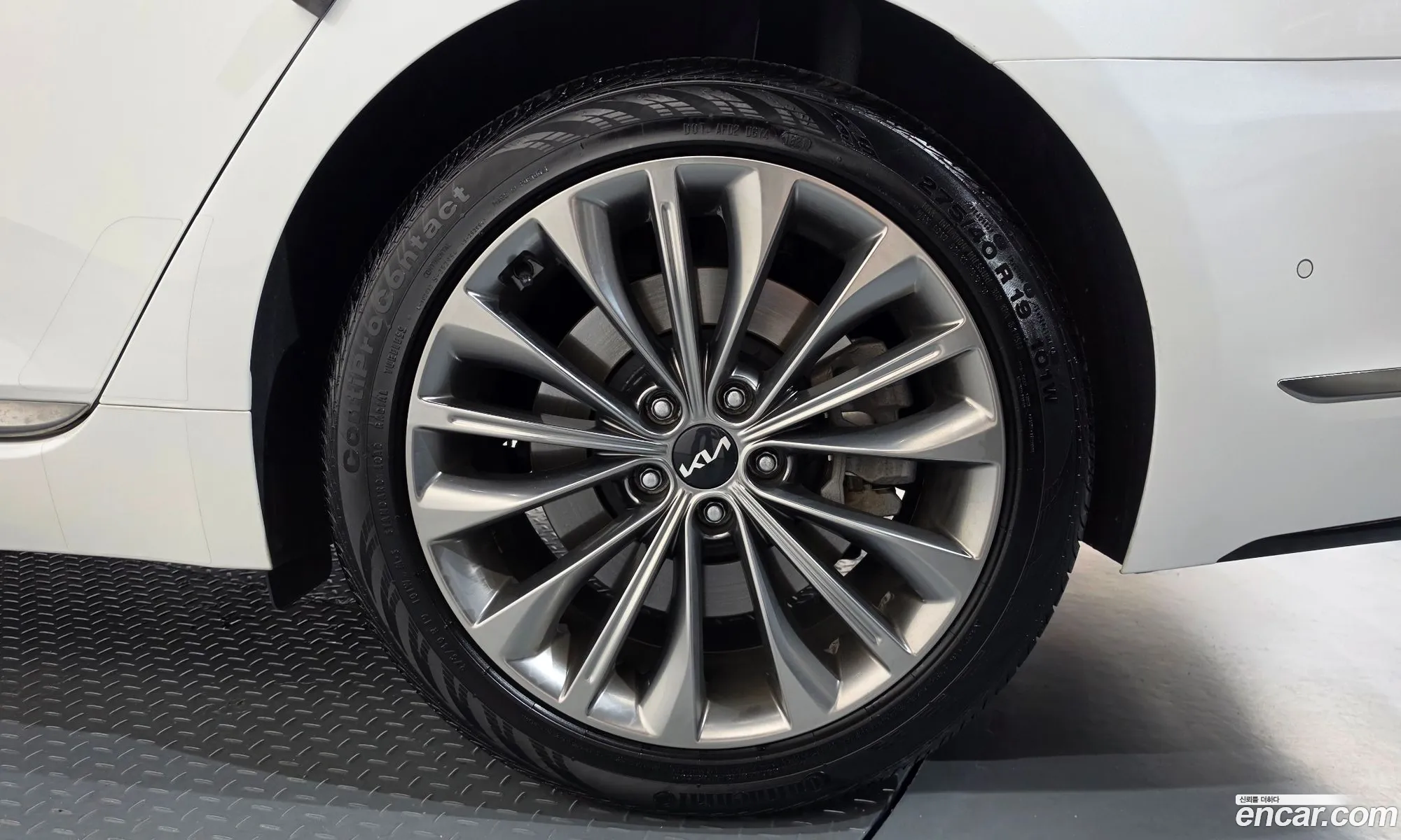 Kia K9 2021 — 33