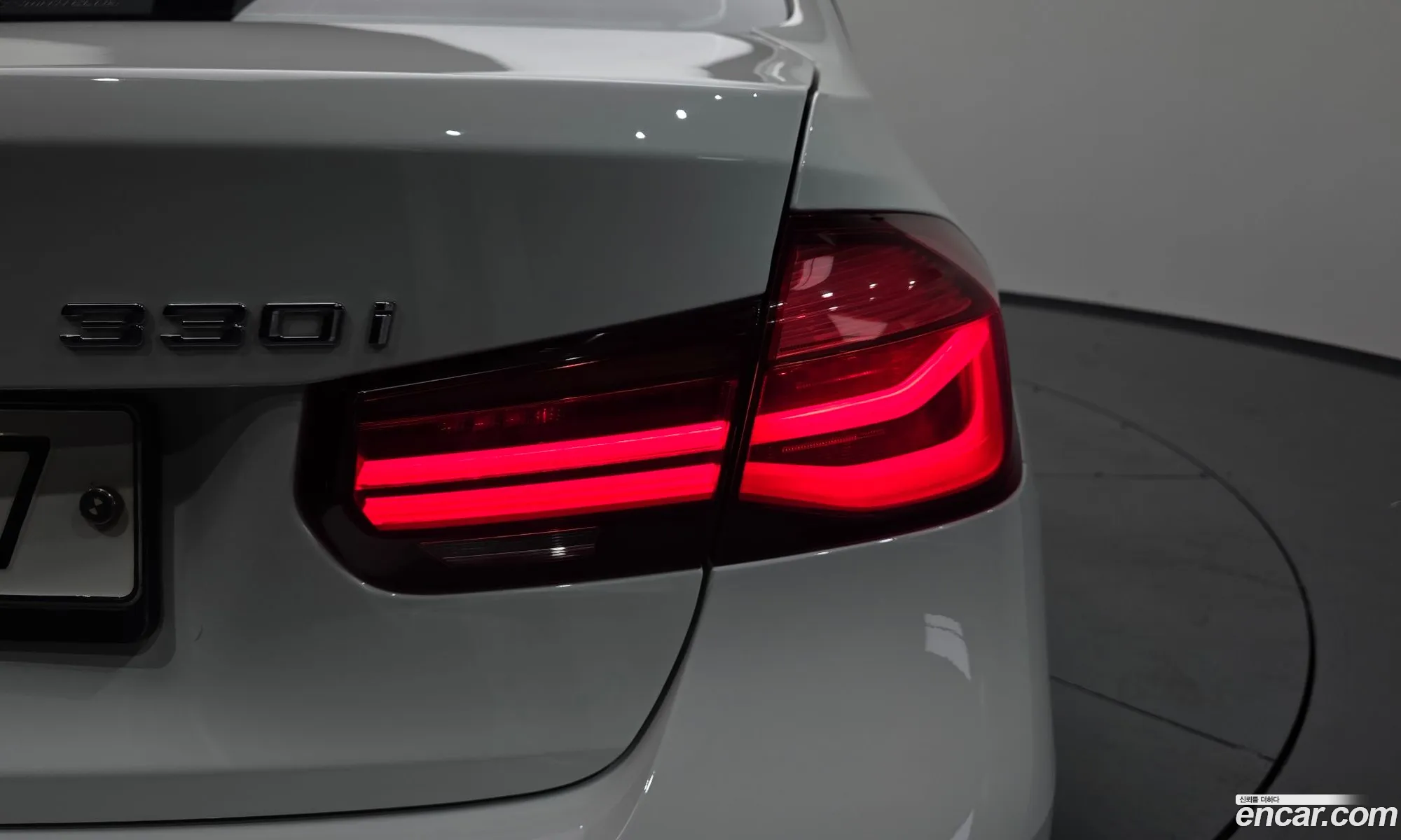 BMW 3 Series 2018 WBA8B9109JA538463 — 17