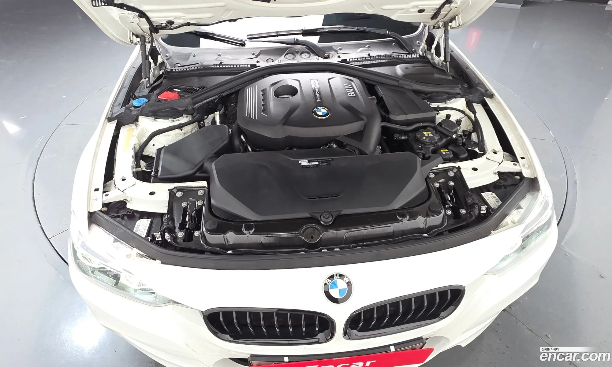BMW 3 Series 2018 WBA8B9109JA538463 — 32