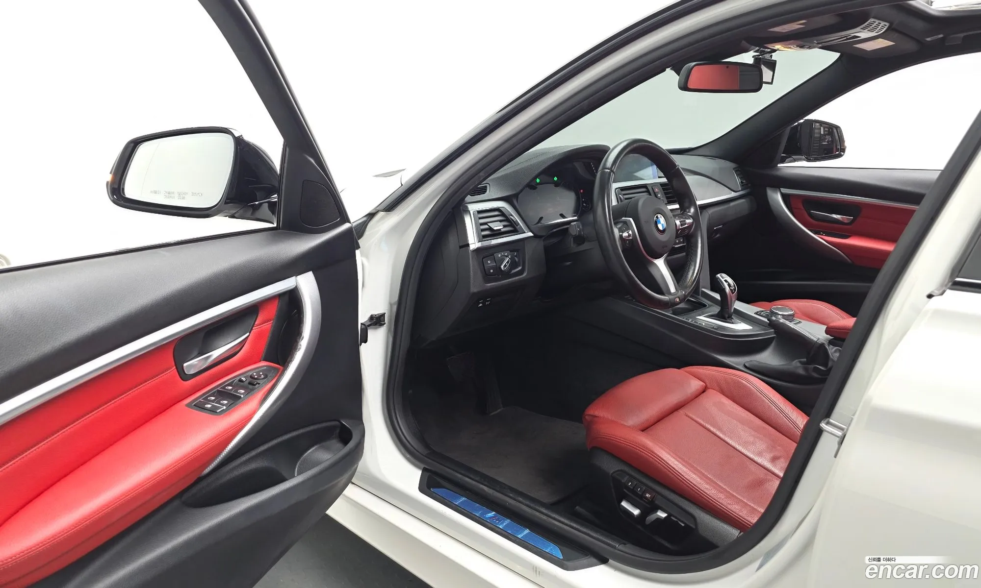 BMW 3 Series 2018 WBA8B9109JA538463 — 23