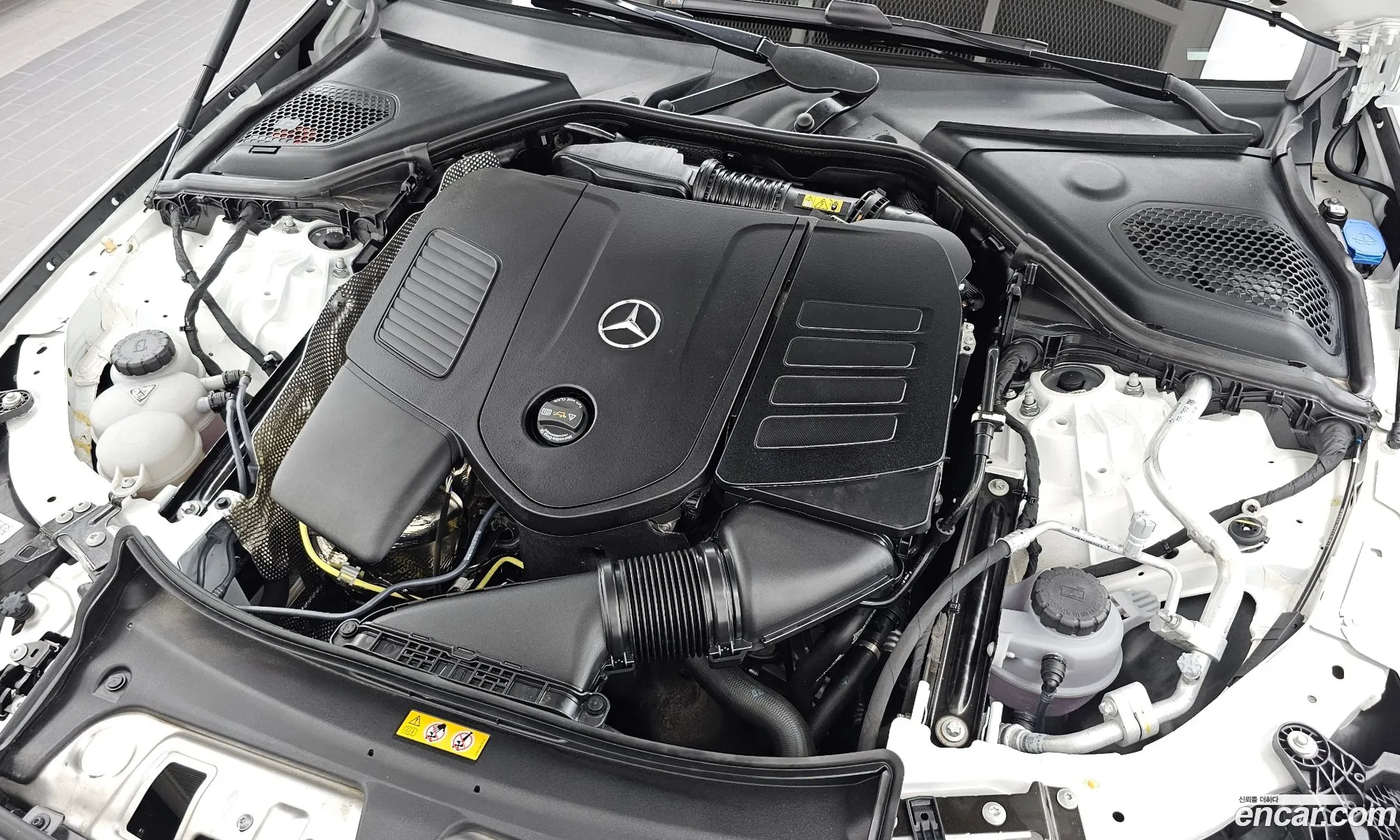 Mercedes-Benz E-Class W214 2025 — 8
