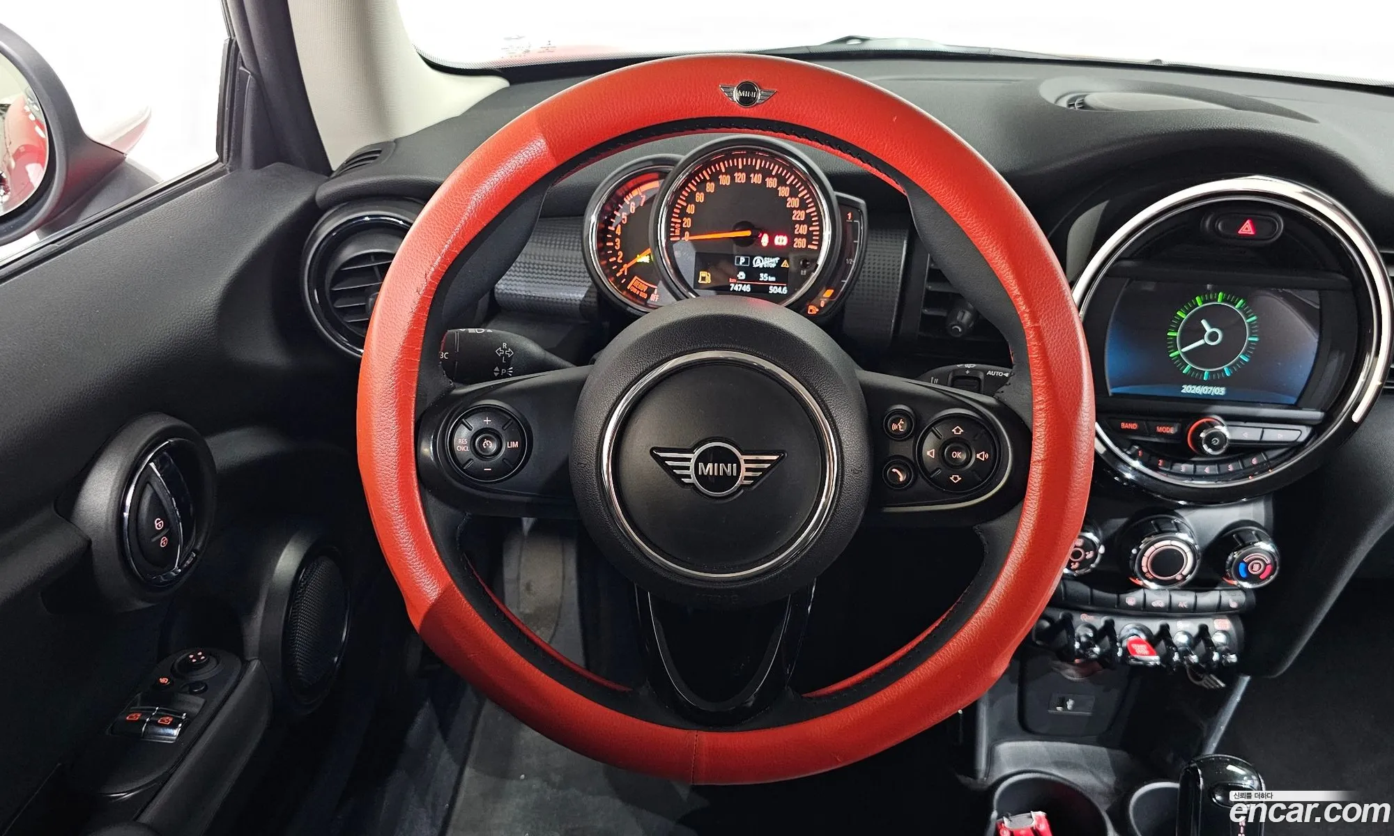 Mini Cooper 2020 — 21