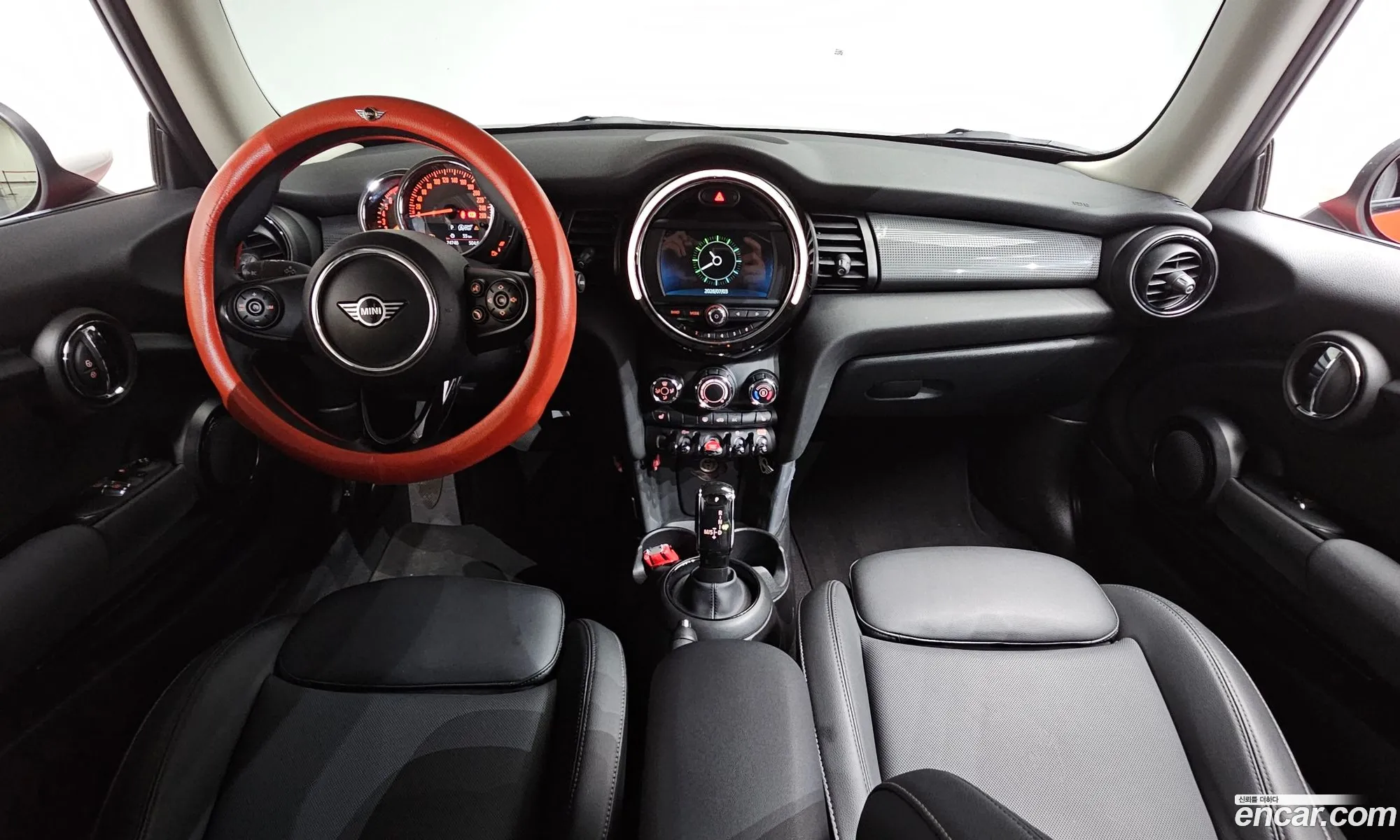 Mini Cooper 2020 — 28