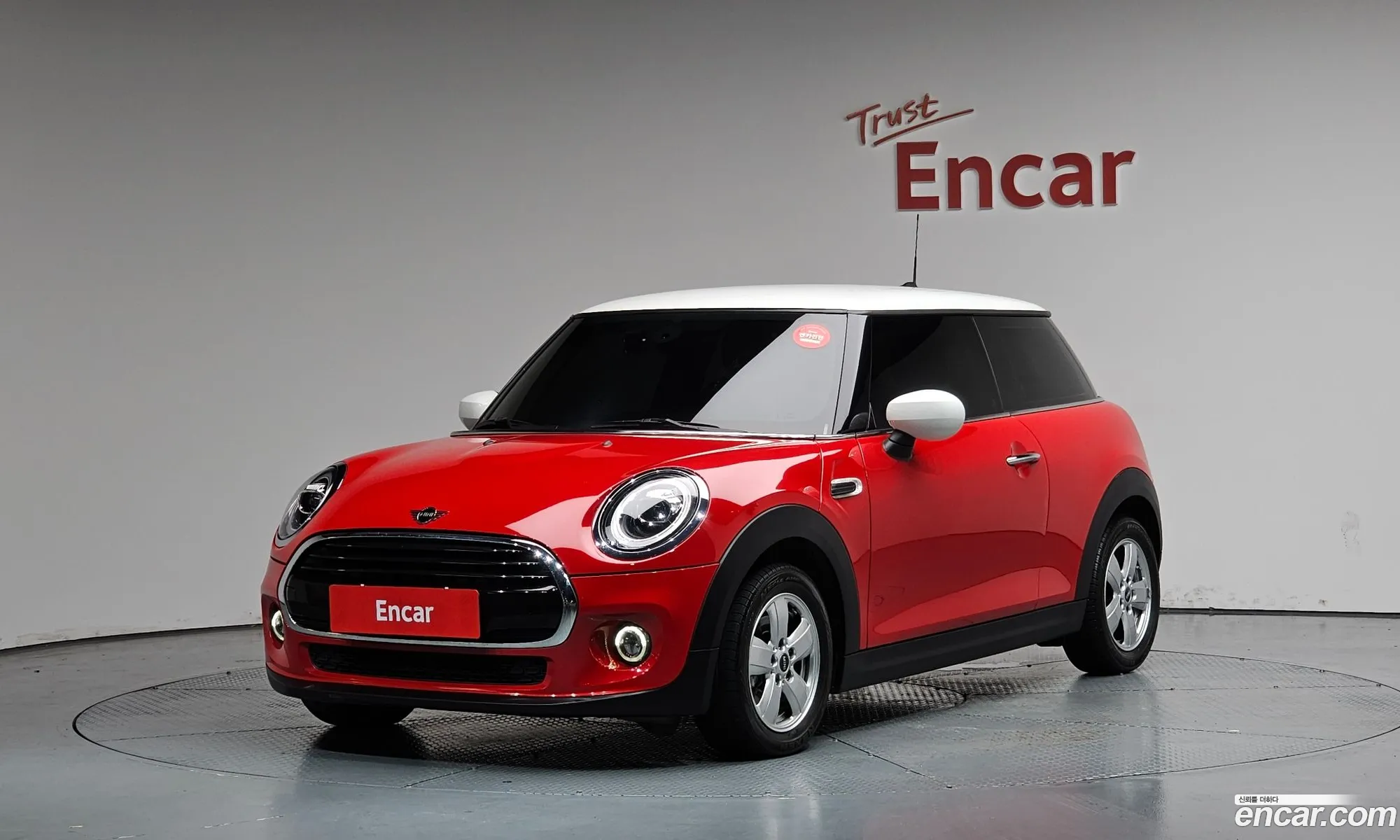 Mini Cooper 2020 — 16