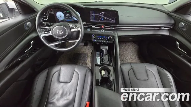 Hyundai Elantra Hybrid 2020 — 4