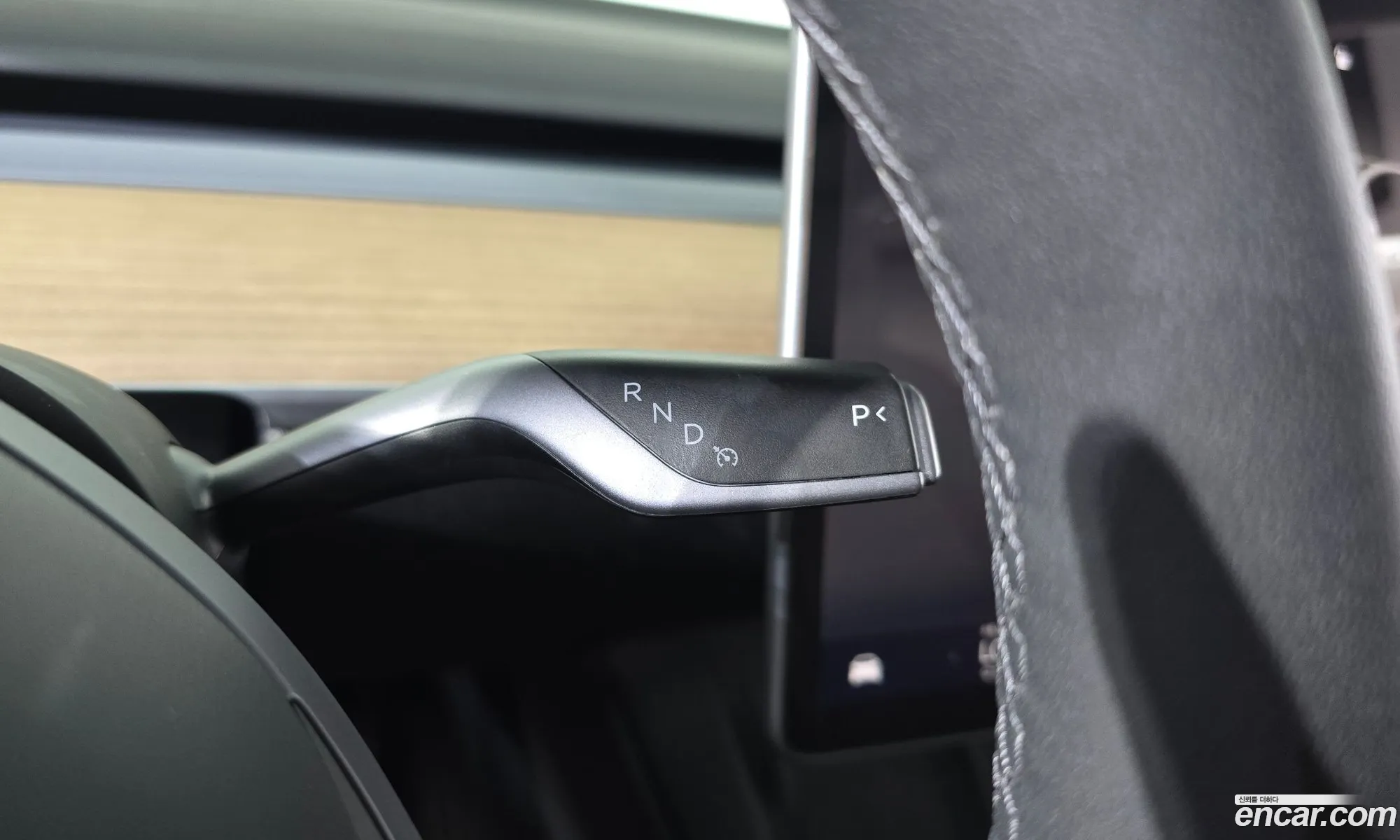 Tesla Model Y 2023 LRWYGCFS3PC074558 — 12