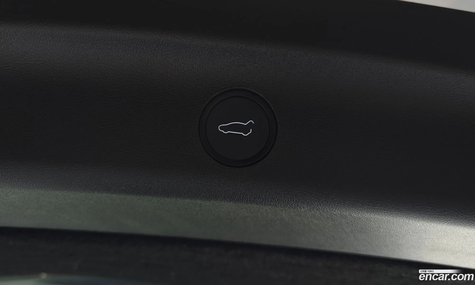 Tesla Model Y 2023 LRWYGCFS3PC074558 — 7