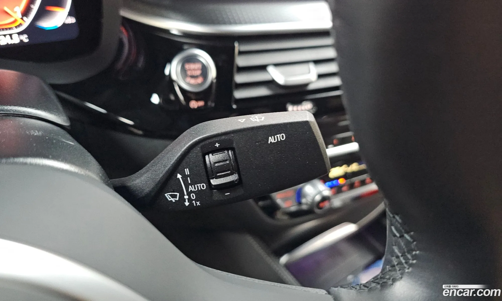 BMW 5 Series 2023 — 24