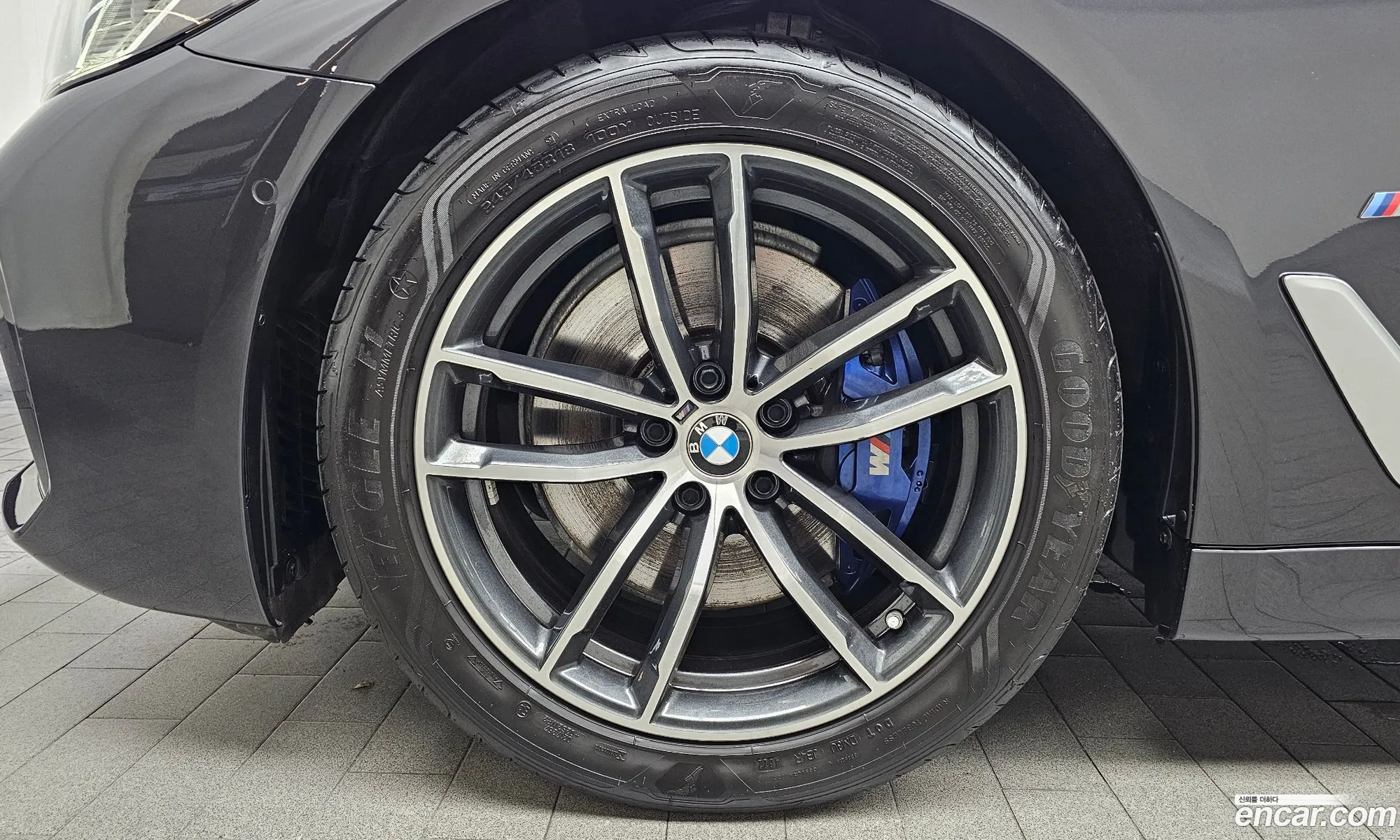 BMW 5 Series 2023 — 5