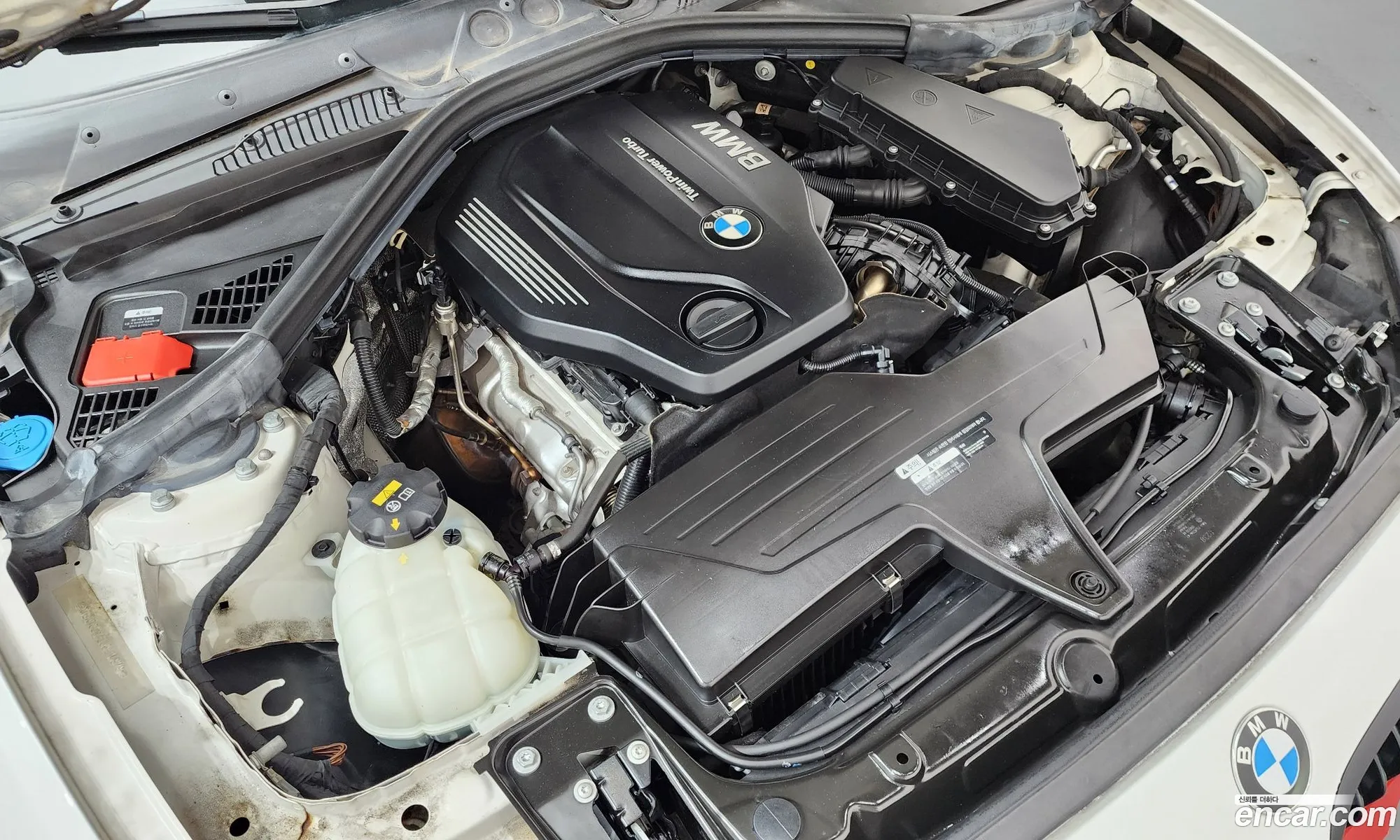 BMW 1 Series 2018 WBA1S5105J5L14979 — 14