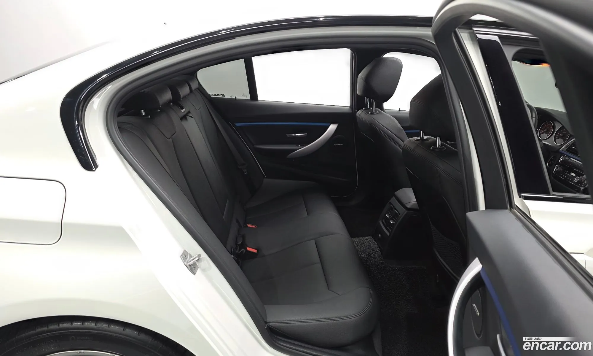 BMW 3 Series 2017 WBA8A9107HK883403 — 18