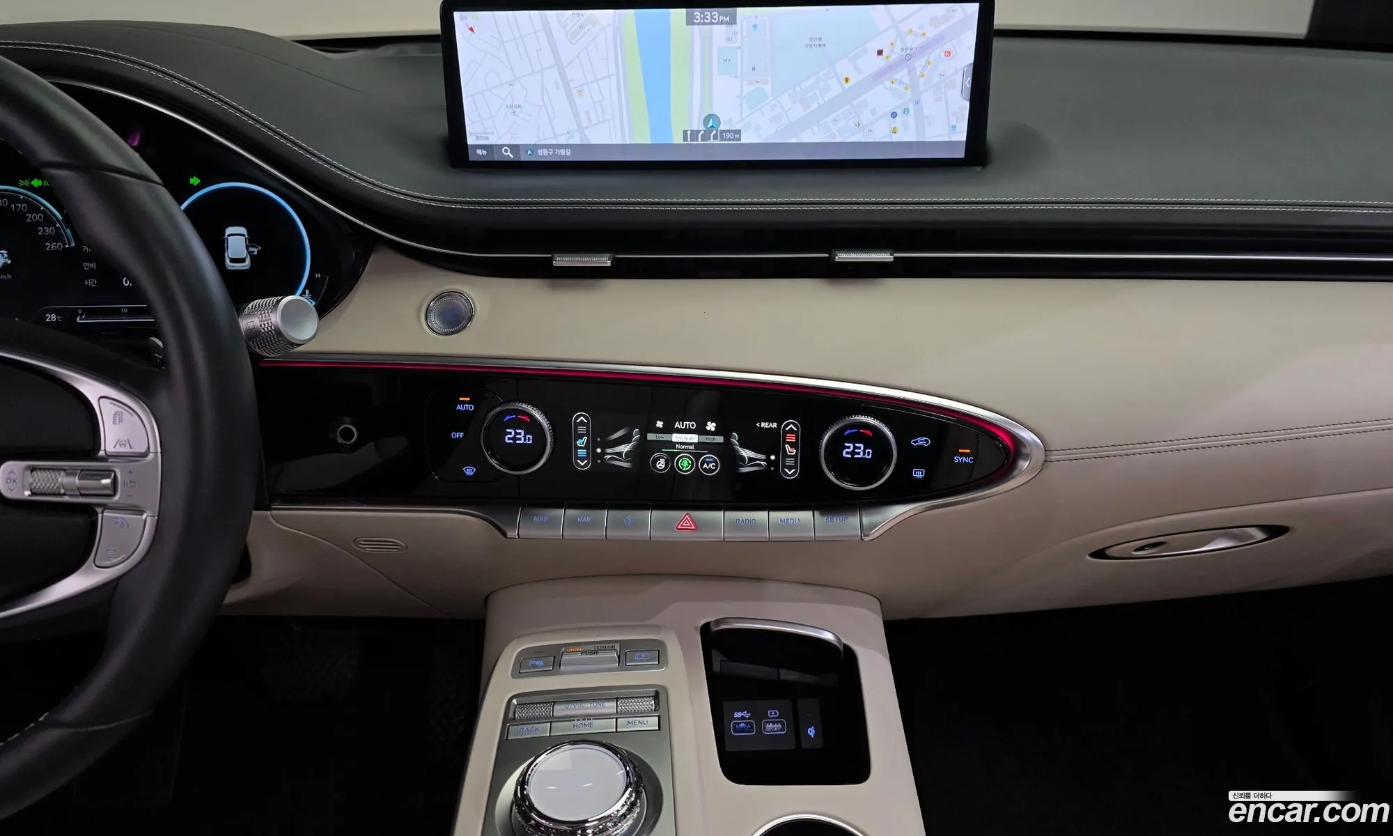 Genesis GV70 2022 — 21