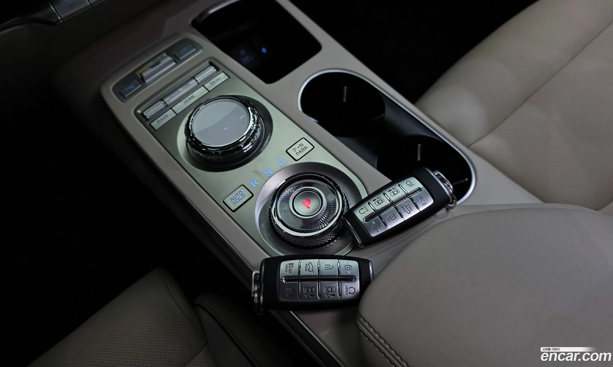 Genesis GV70 2022 — 10