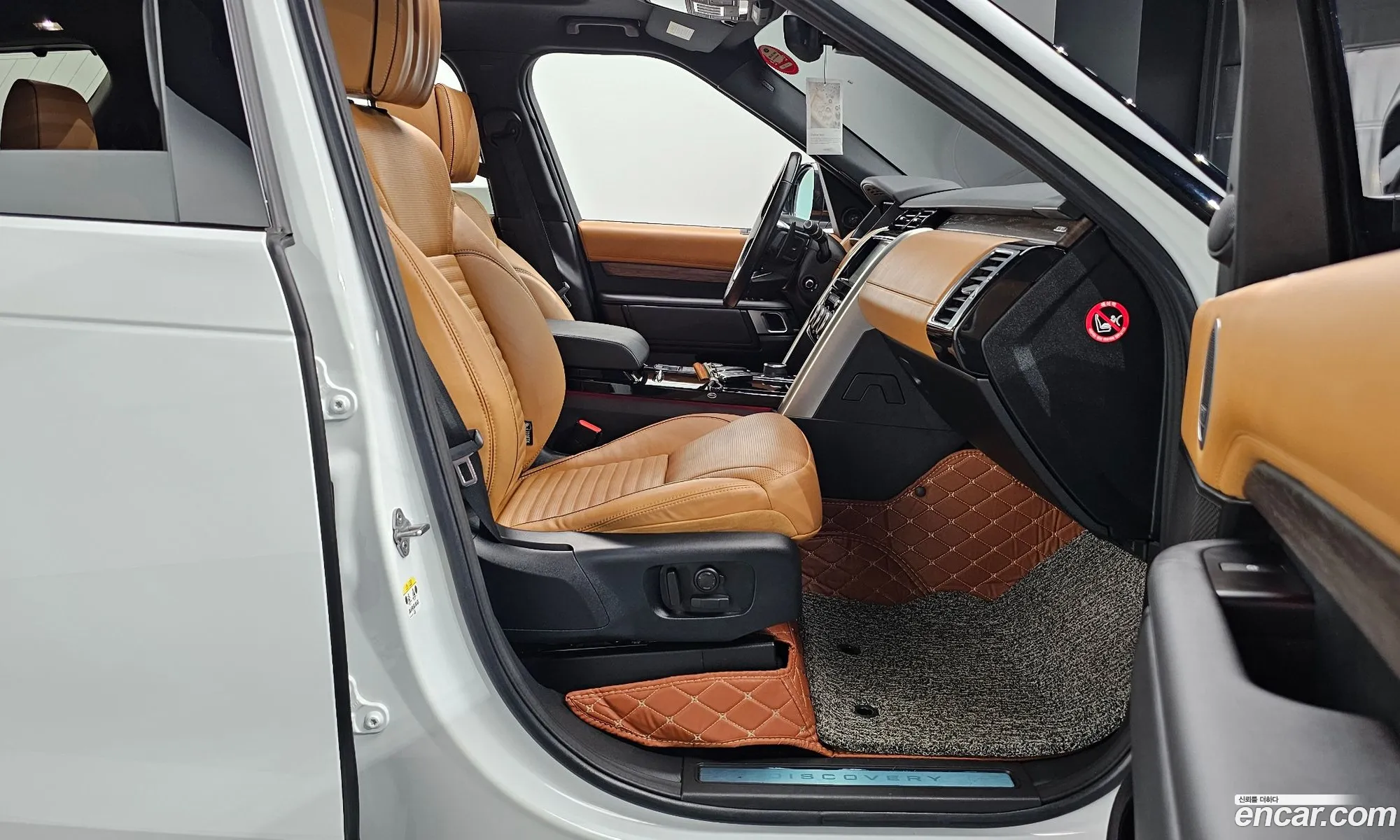 Land Rover Discovery 5 2018 SALRA2BKXJA061469 — 4