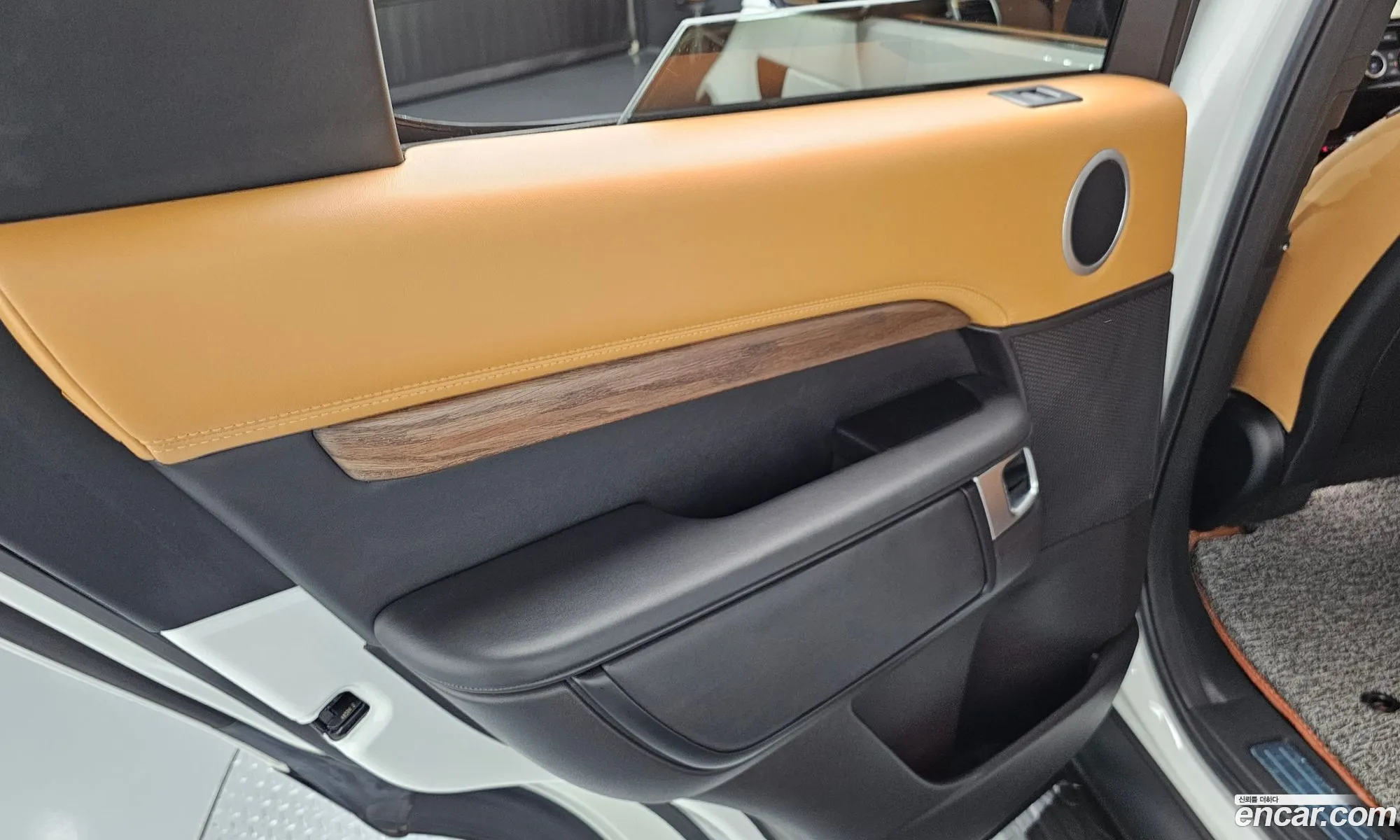Land Rover Discovery 5 2018 SALRA2BKXJA061469 — 21