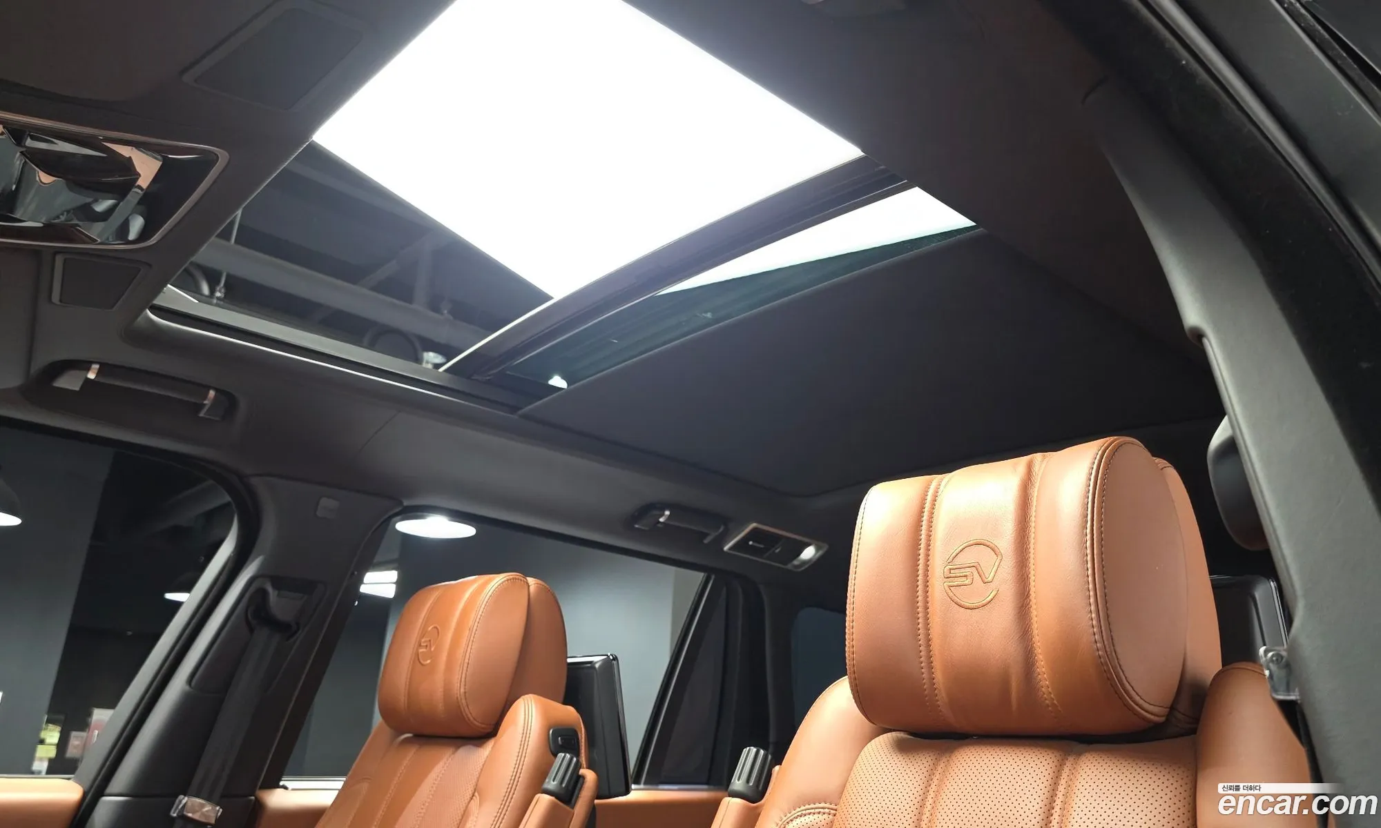 Land Rover Range Rover 2017 — 17