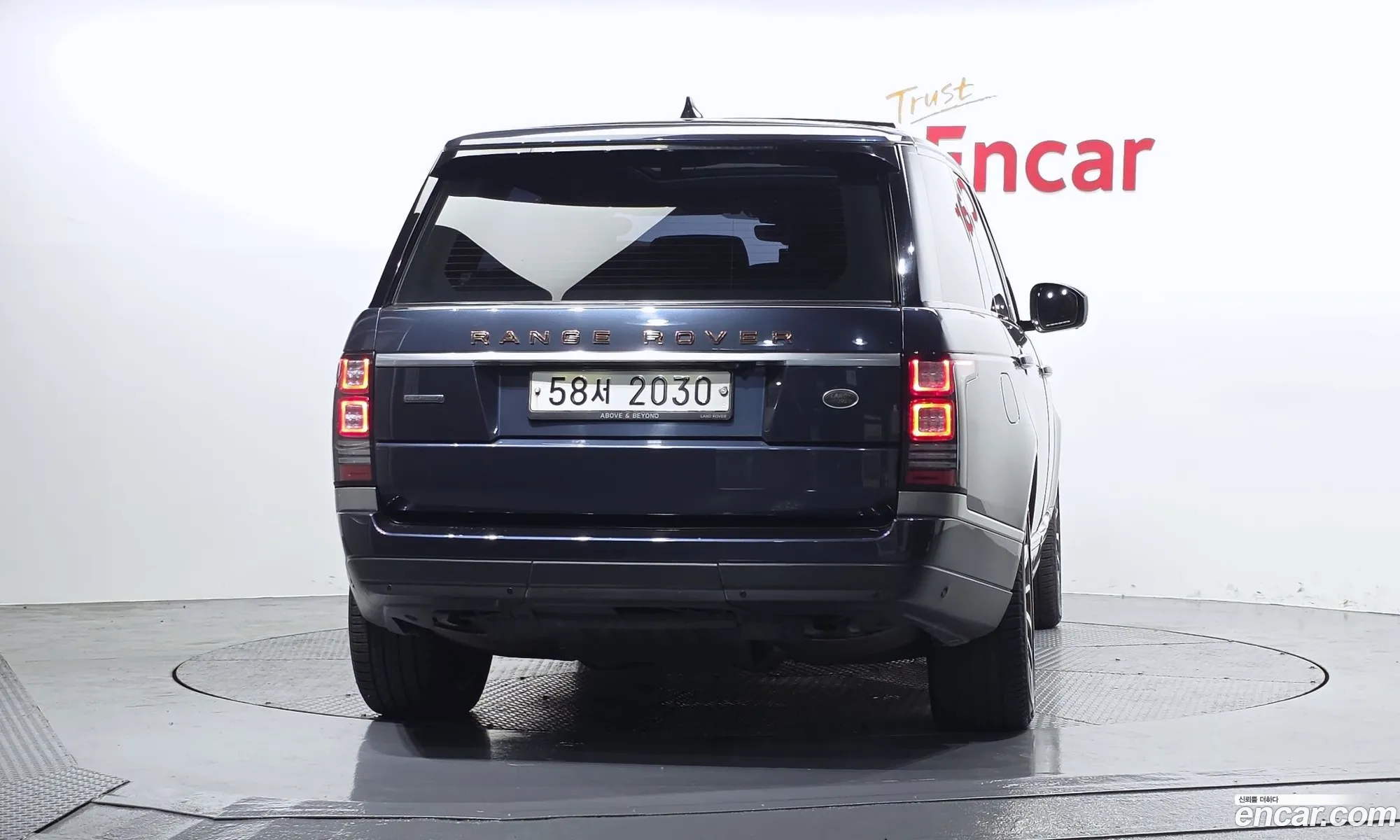 Land Rover Range Rover 2017 — 42