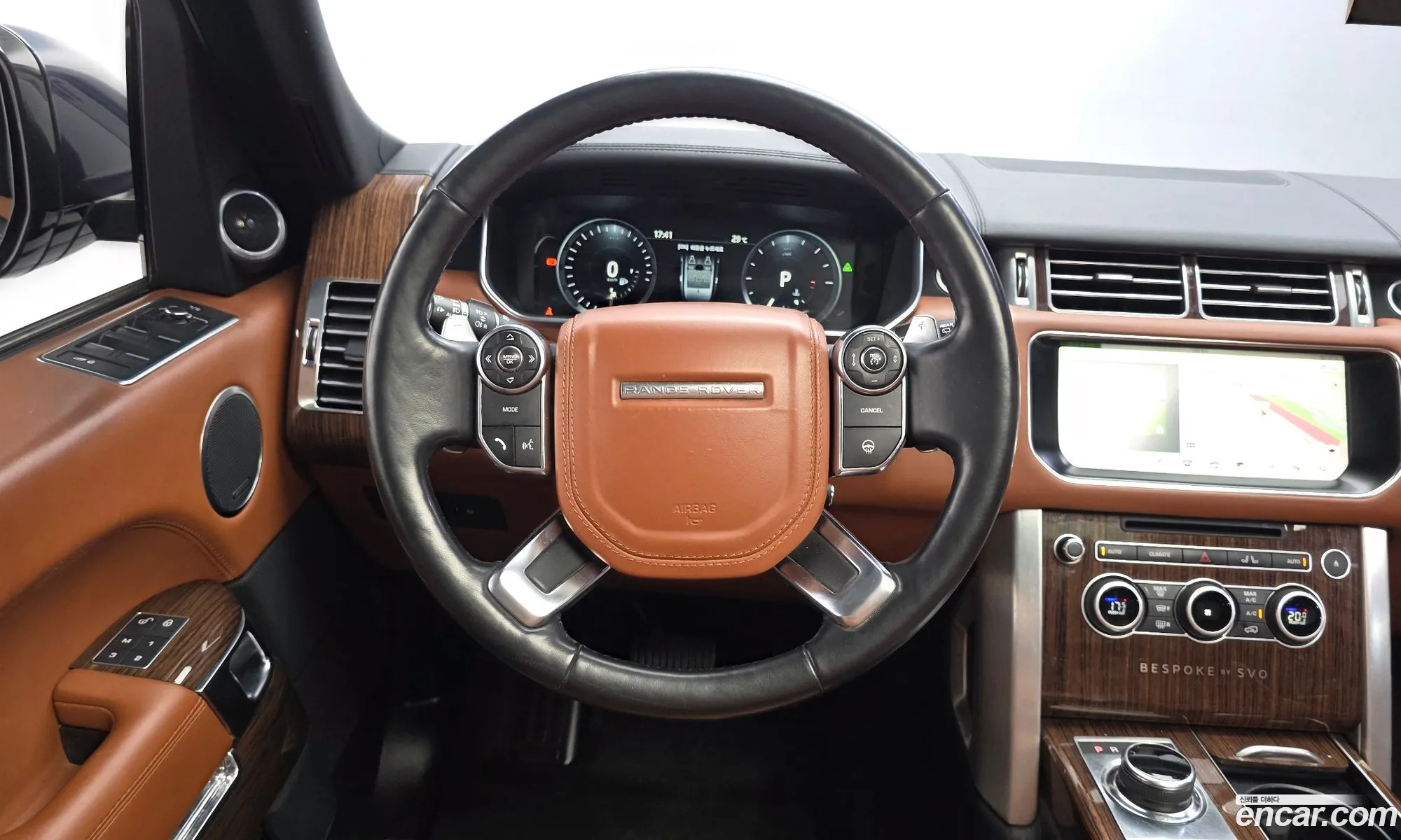 Land Rover Range Rover 2017 — 40