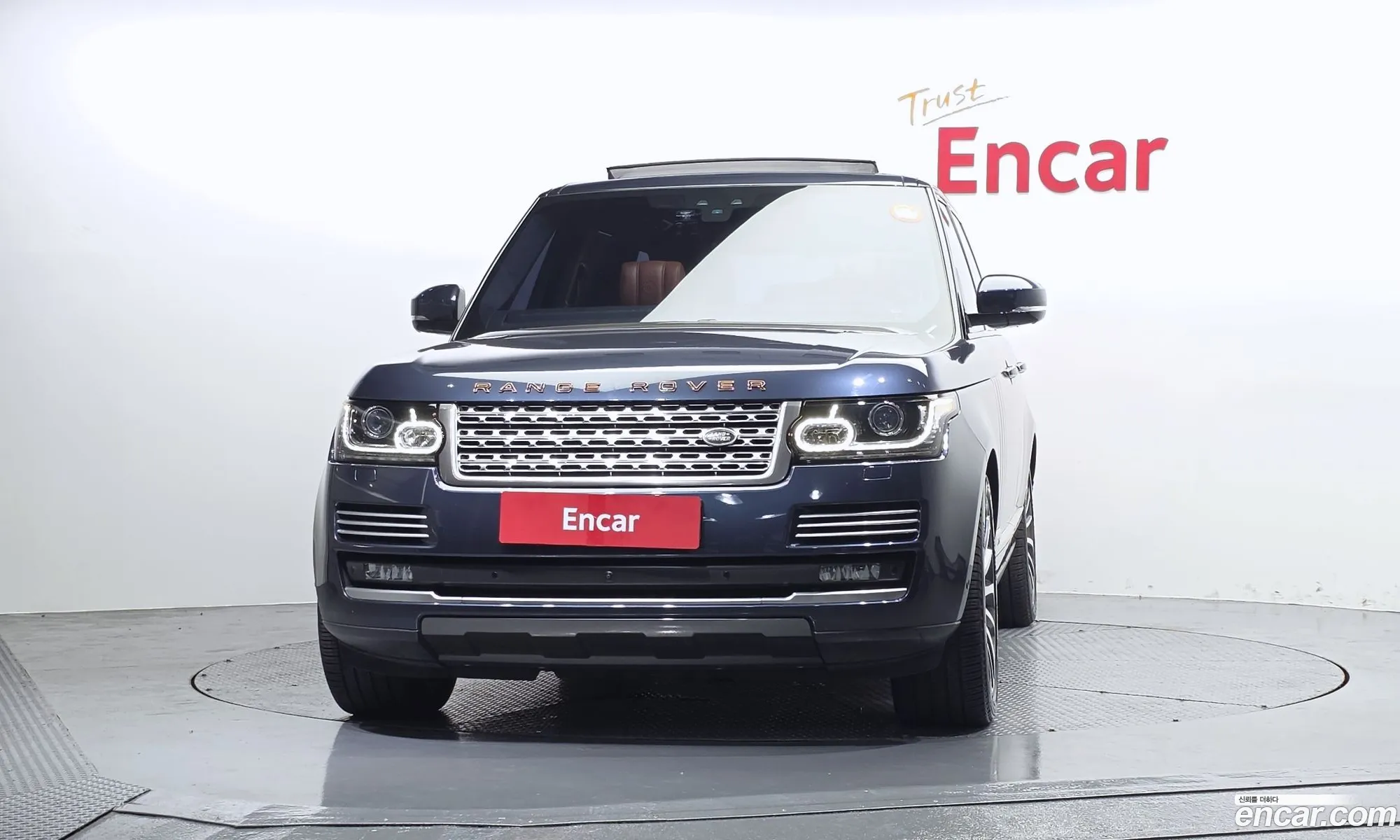 Land Rover Range Rover 2017 — 28