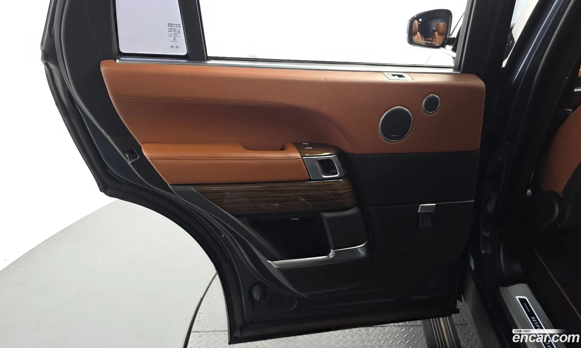 Land Rover Range Rover 2017 — 34