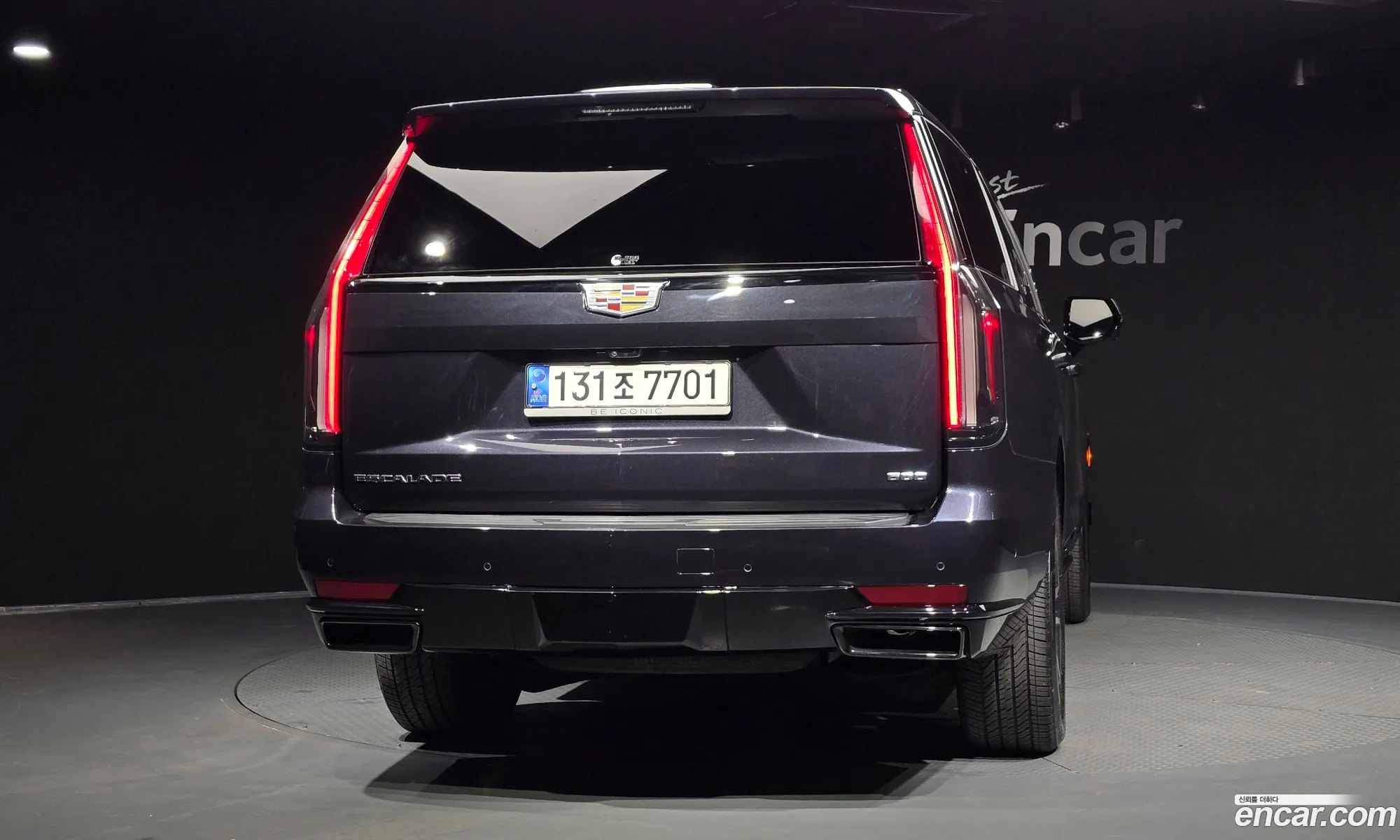 Cadillac Escalade 2022 — 18