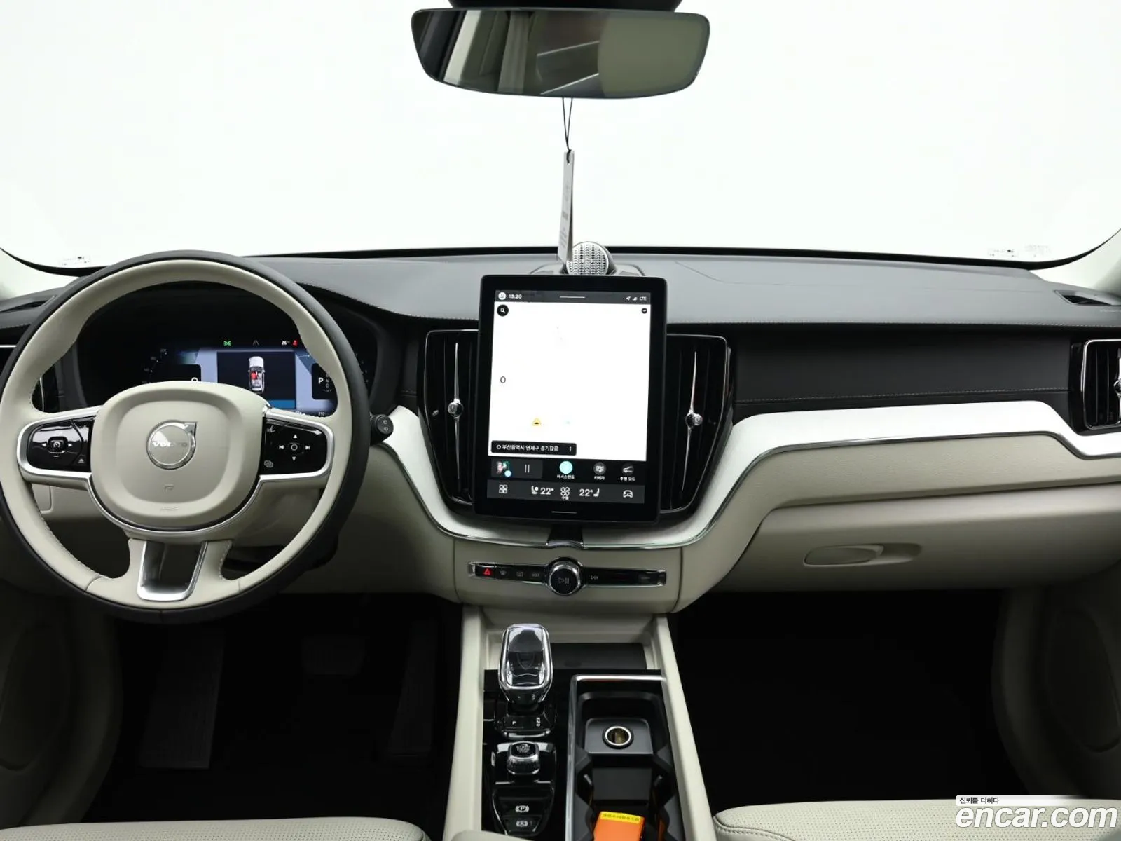 Volvo XC60 2026 — 8