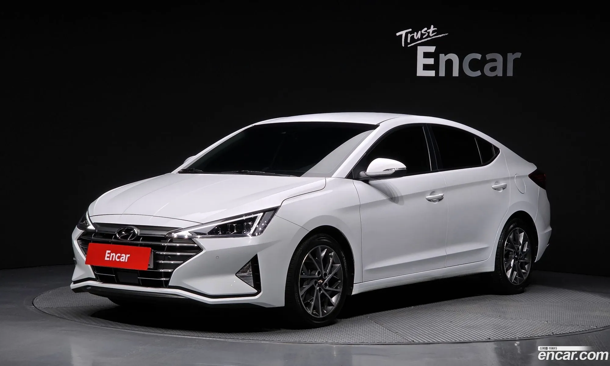 Hyundai Elantra AD 2020 — 5