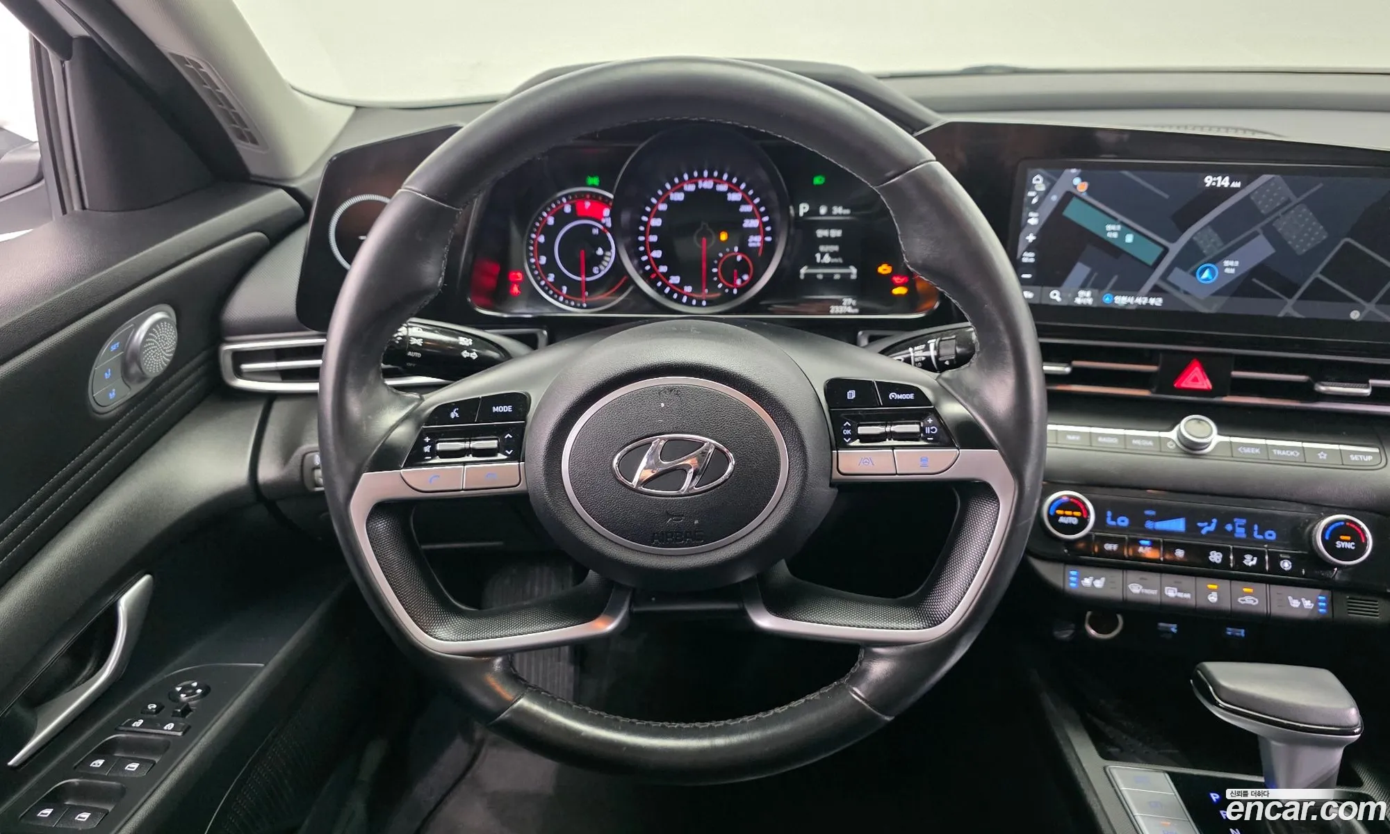 Hyundai Elantra 2022 — 31